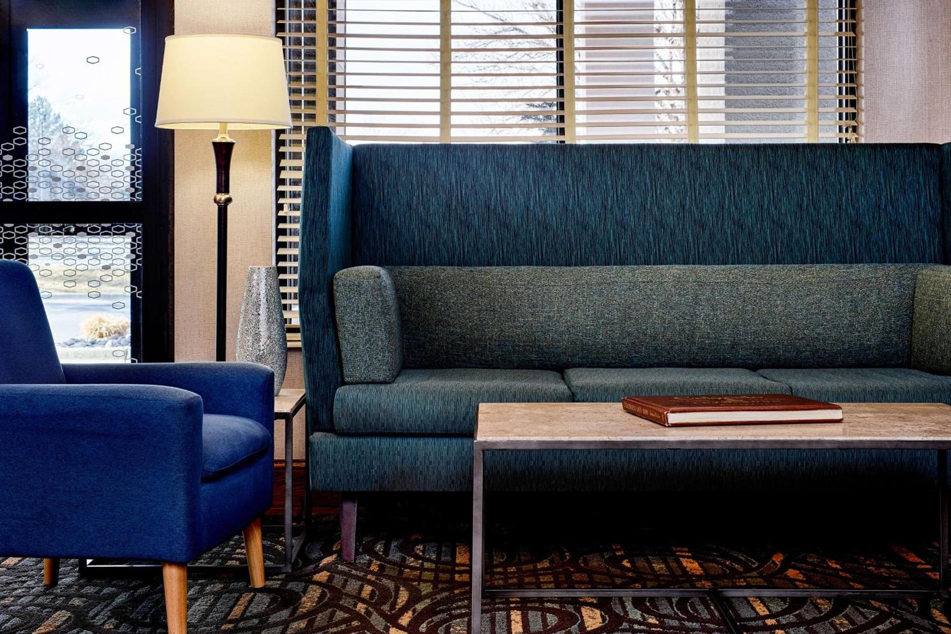 Hampton Inn Longmont photo 5