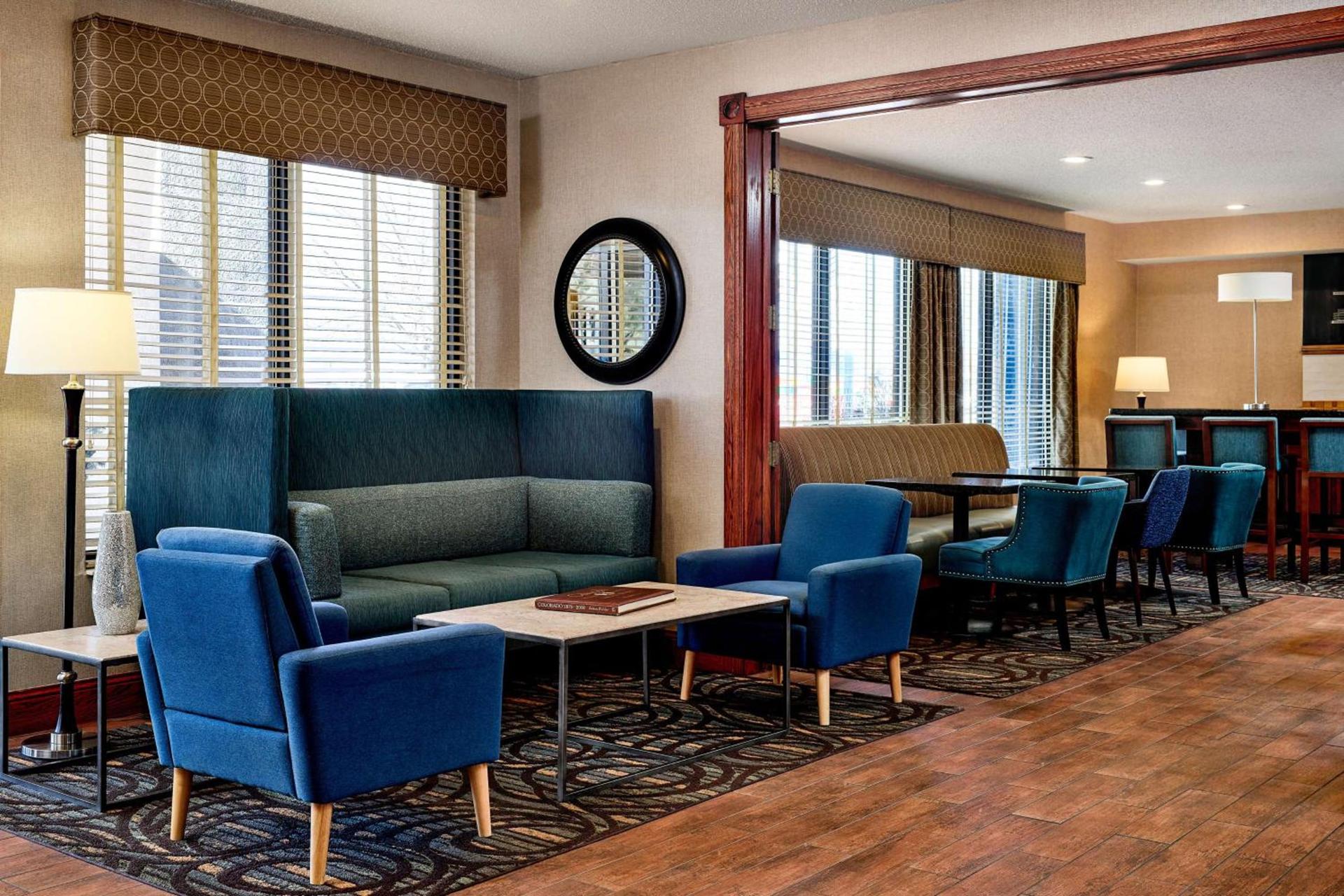 Hampton Inn Longmont photo 7