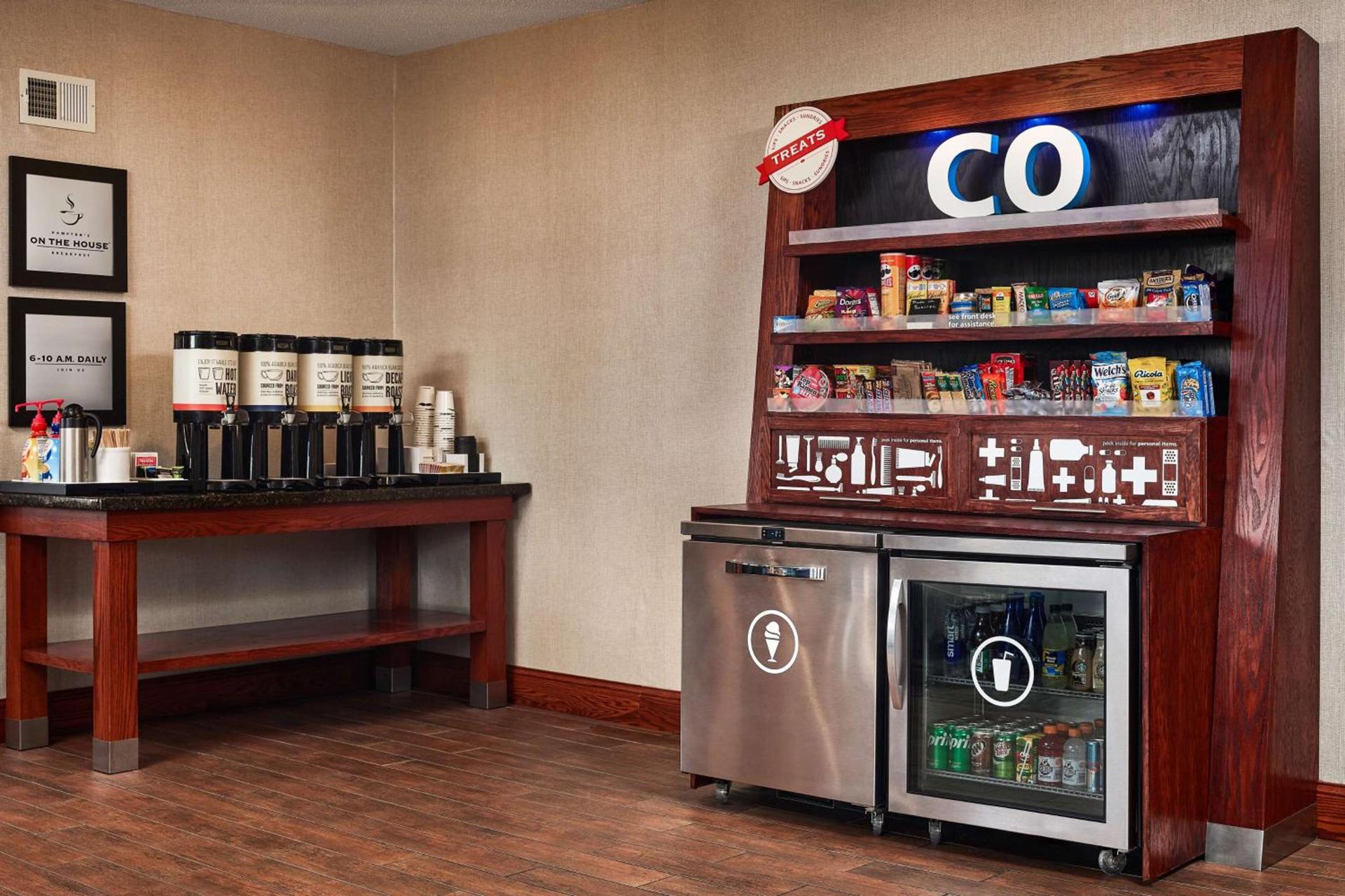 Hampton Inn Longmont photo 9