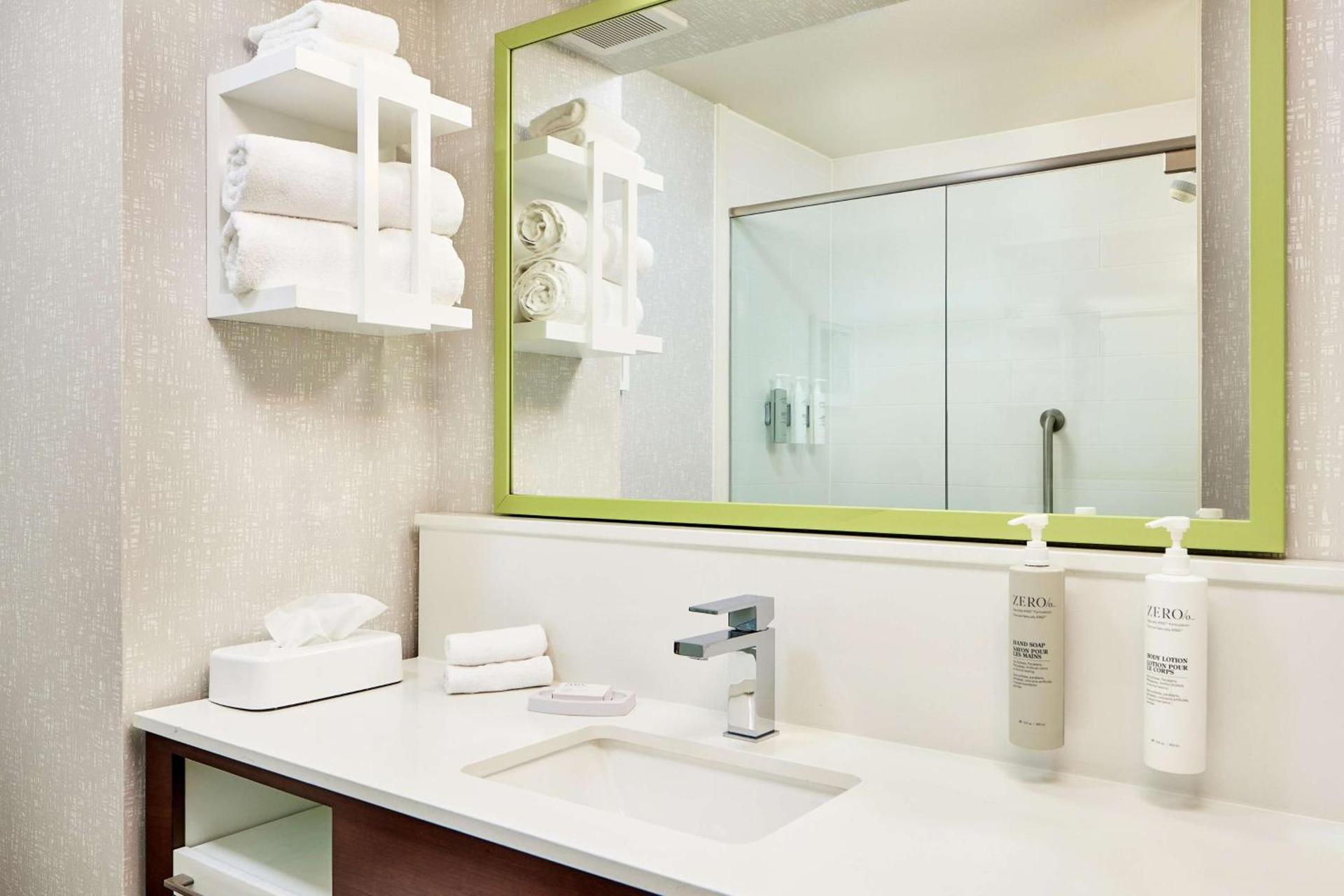 Hampton Inn Longmont photo 18