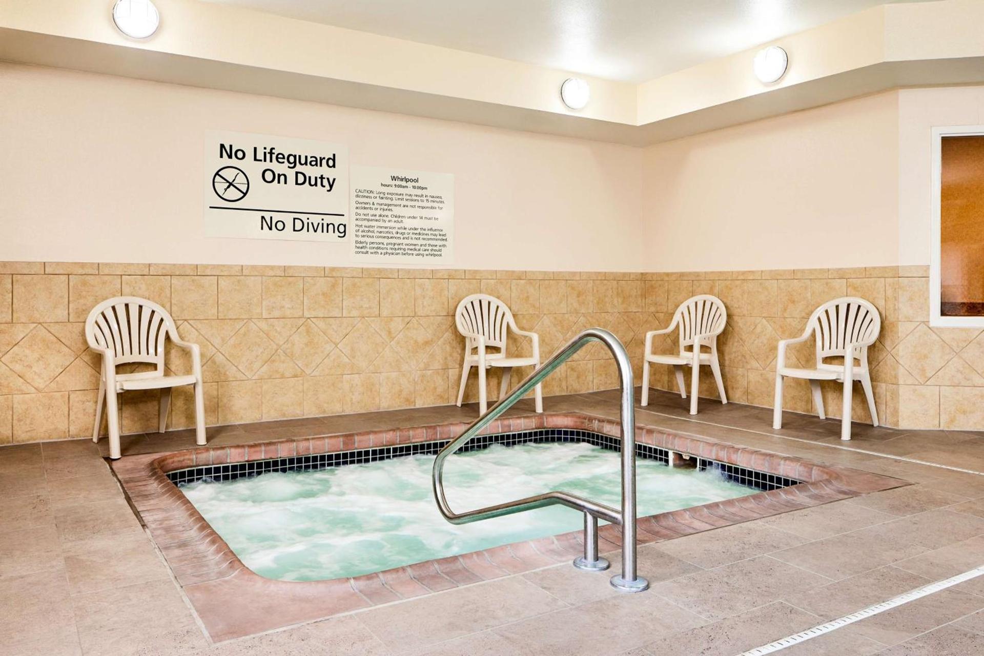 Hampton Inn Longmont photo 25
