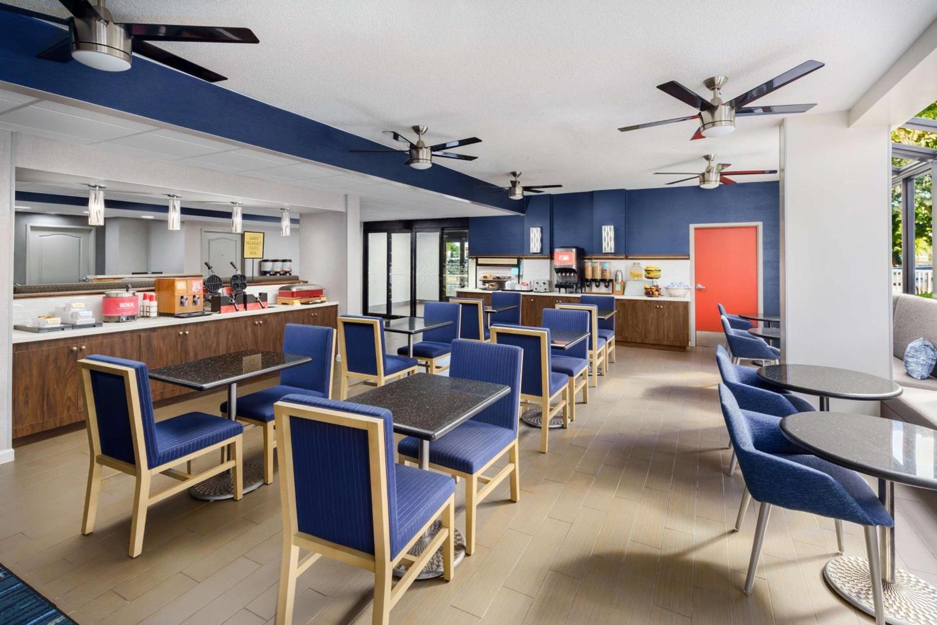 Hampton Inn Ft. Lauderdale-Cypress Creek photo 12