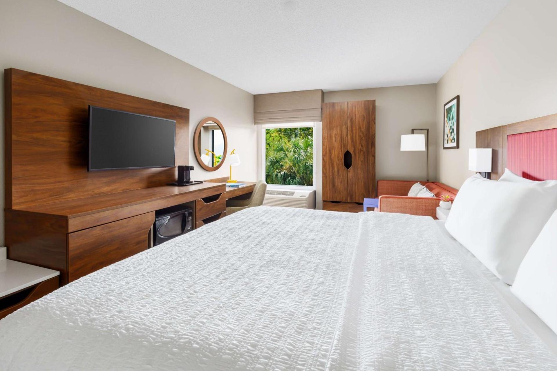 Hampton Inn Ft. Lauderdale-Cypress Creek photo 17