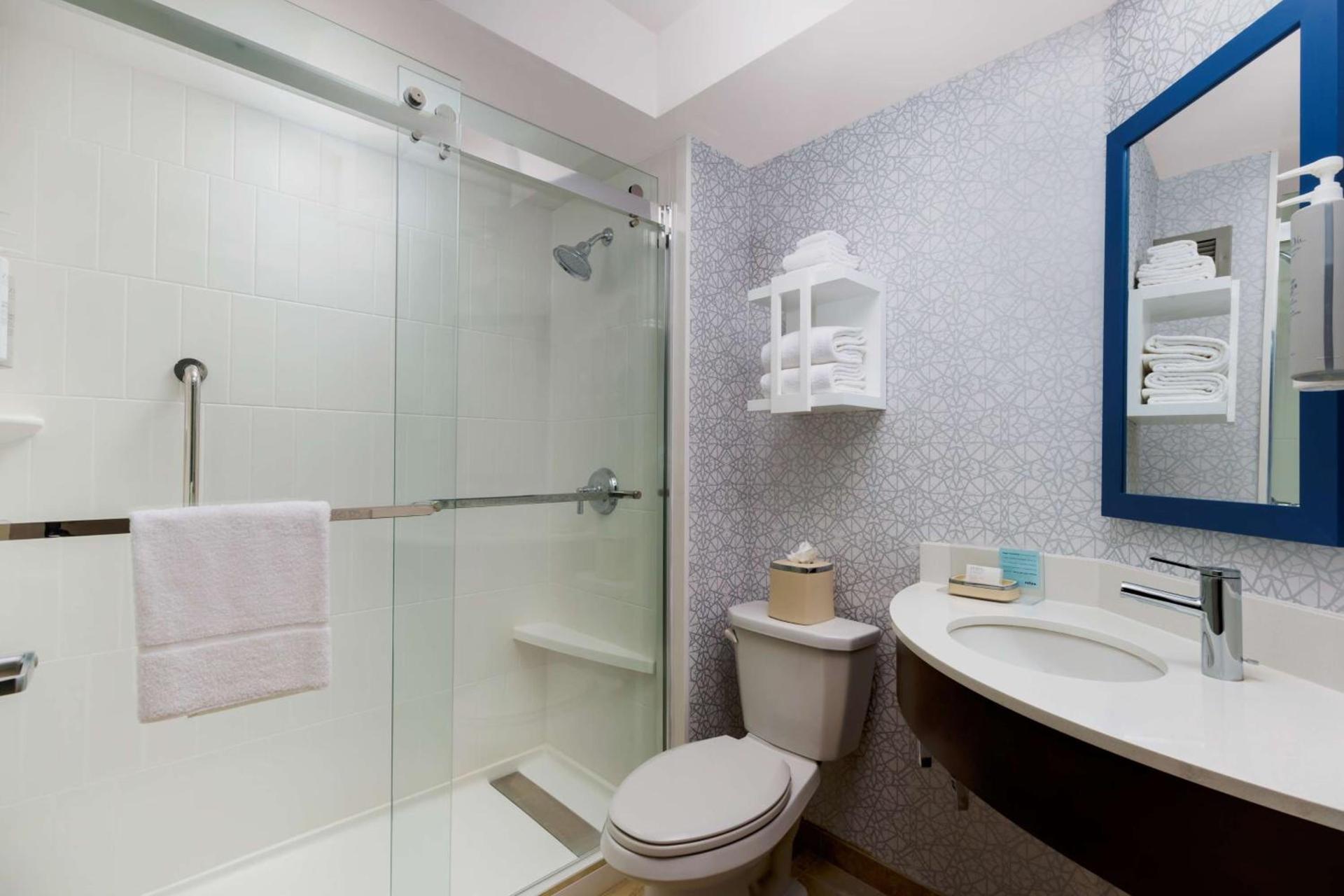 Hampton Inn Ft. Lauderdale-Cypress Creek photo 16