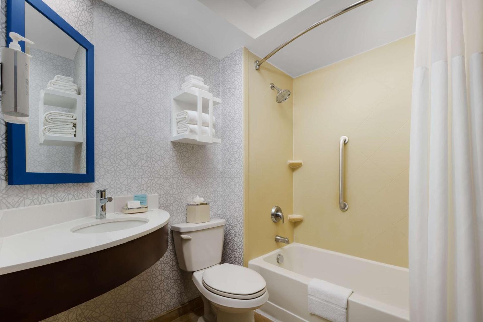 Hampton Inn Ft. Lauderdale-Cypress Creek photo 21