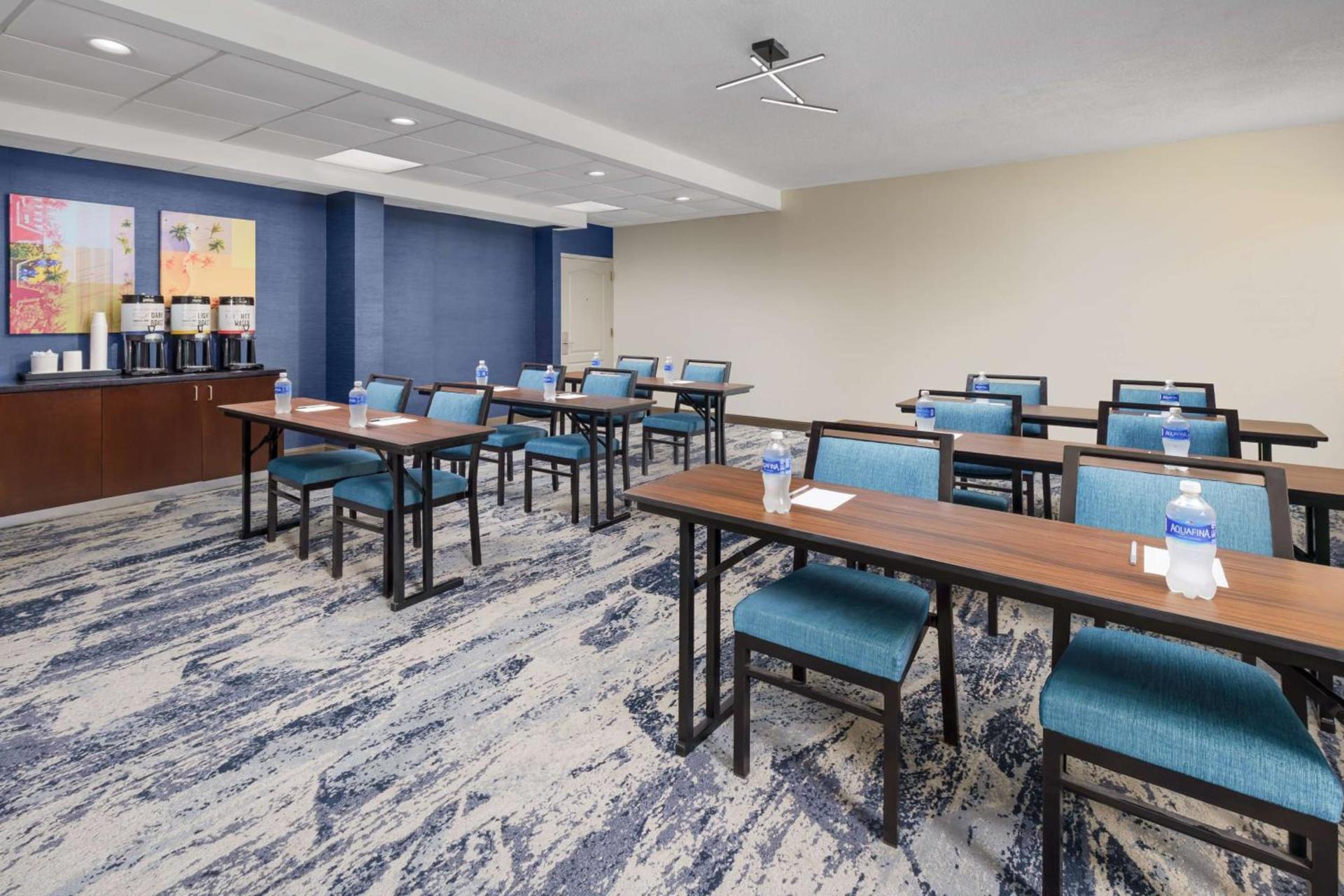 Hampton Inn Ft. Lauderdale-Cypress Creek photo 31