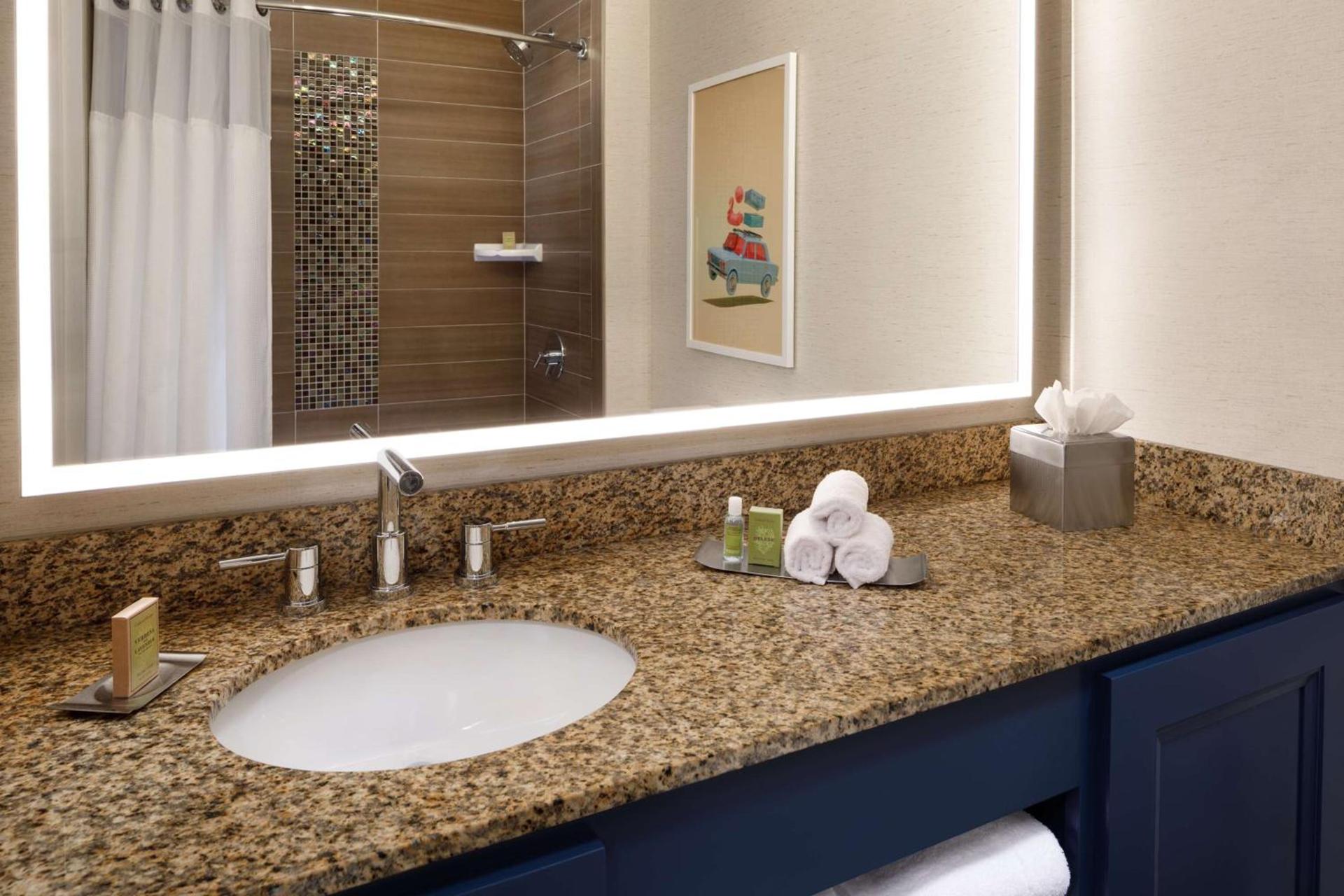 DoubleTree Suites by Hilton Orlando at Disney Springs photo 28