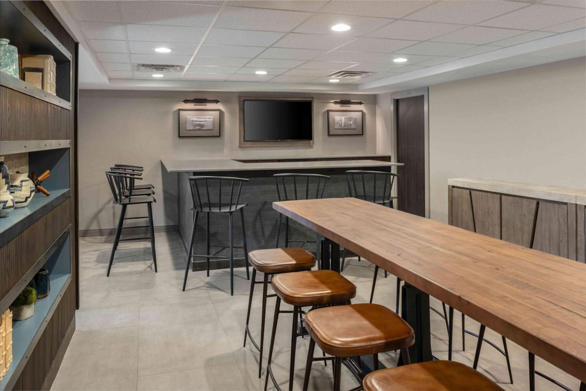 Holiday Inn Express South Burlington - Downtown by IHG photo 23