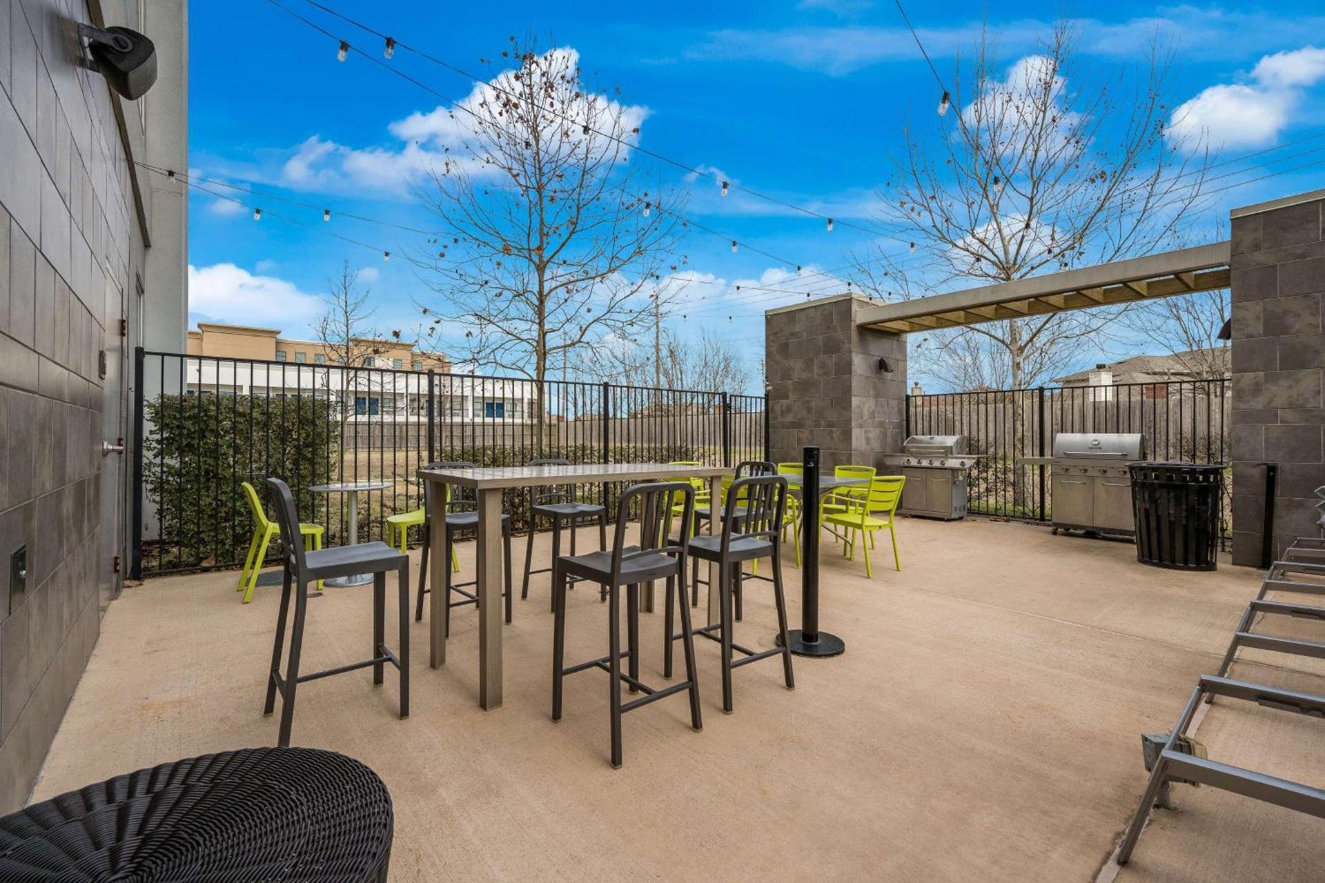 Home2 Suites By Hilton Baytown photo 2