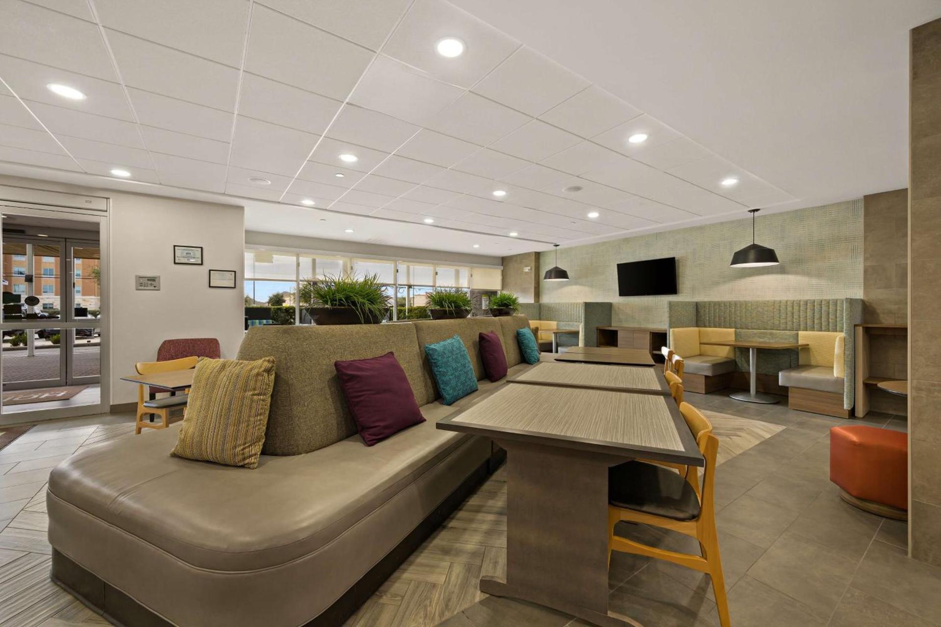 Home2 Suites By Hilton Baytown photo 6