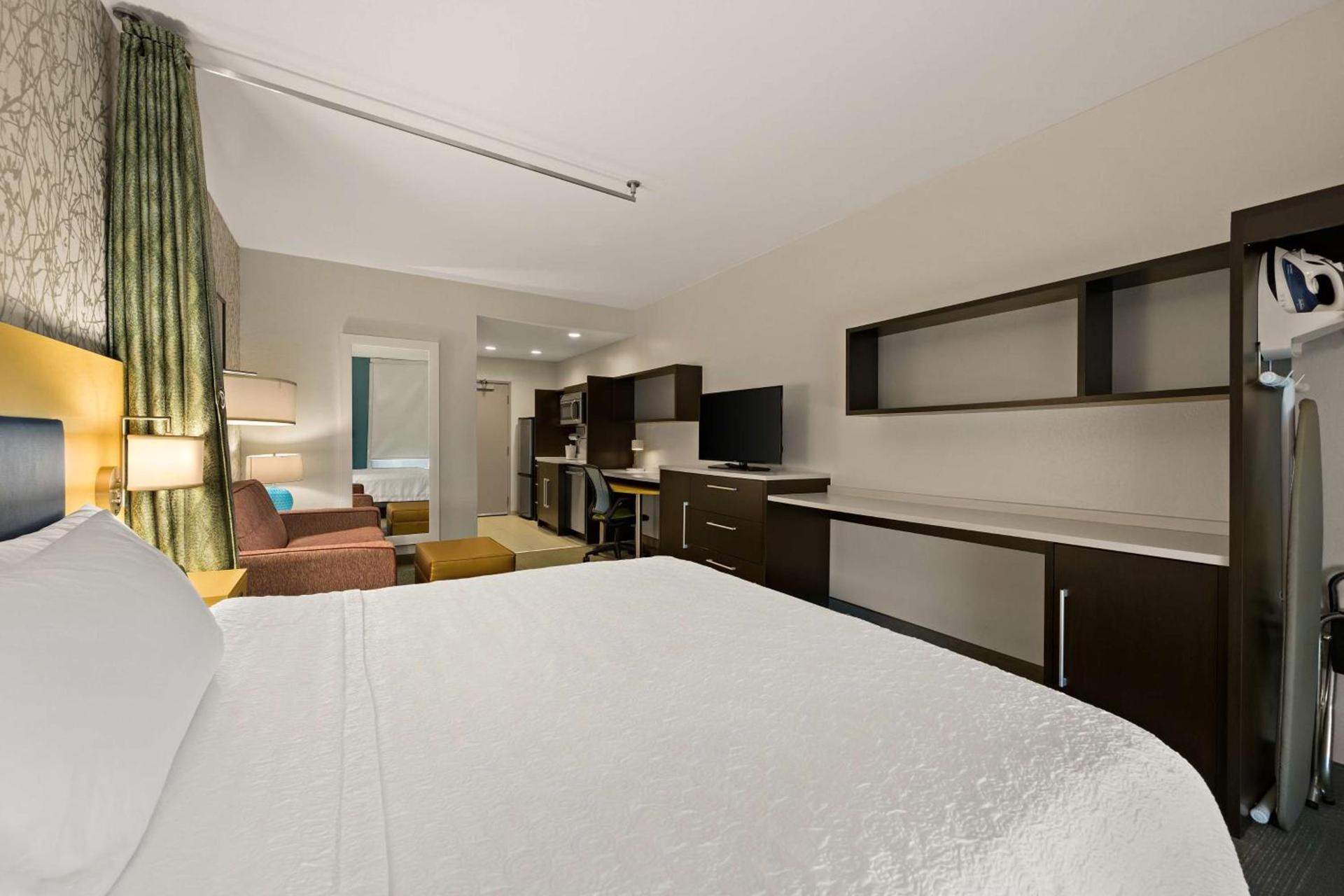 Home2 Suites By Hilton Baytown photo 21