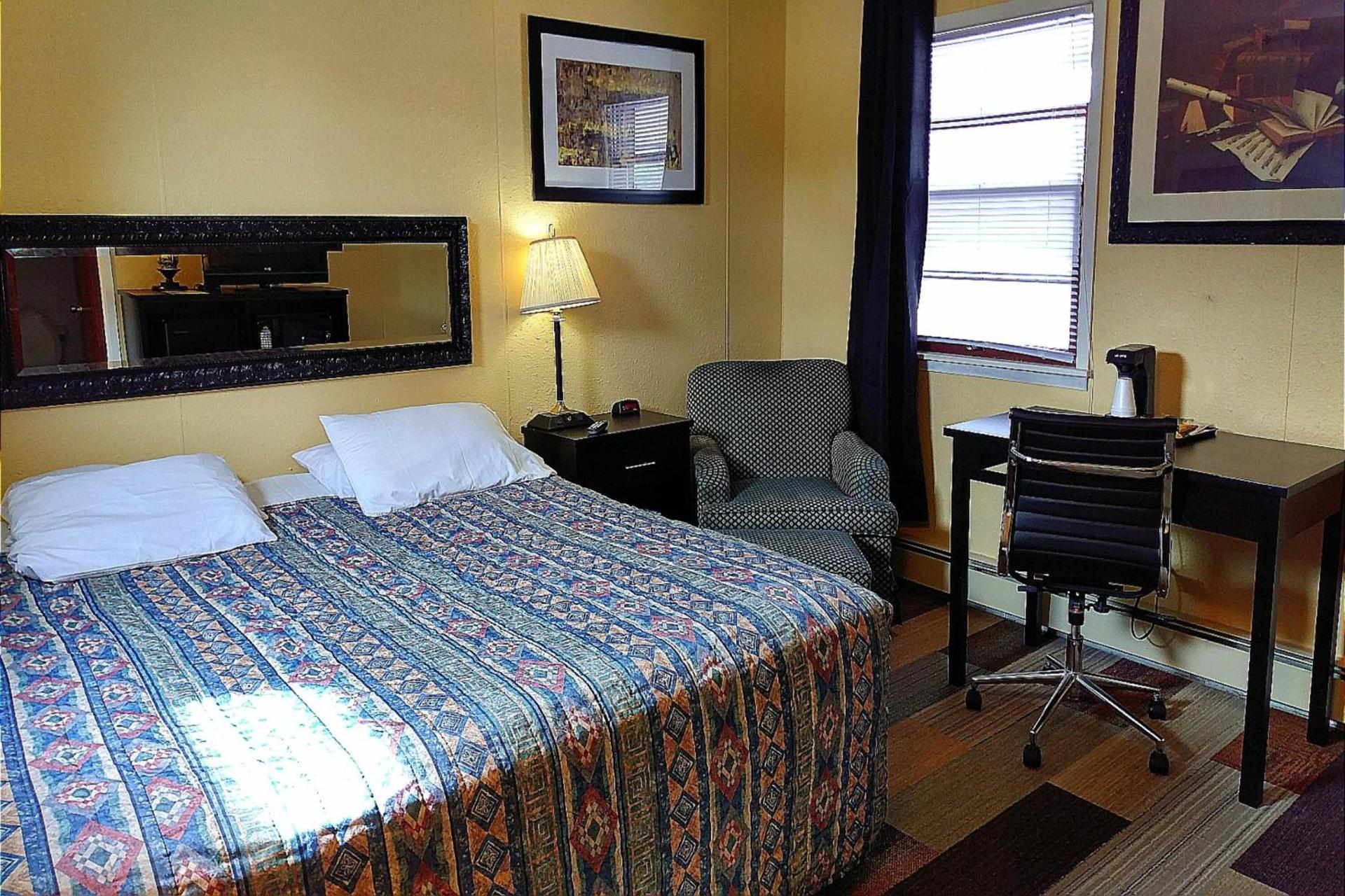 Colonial Inn Extended Stay by OYO New Ulm photo 11