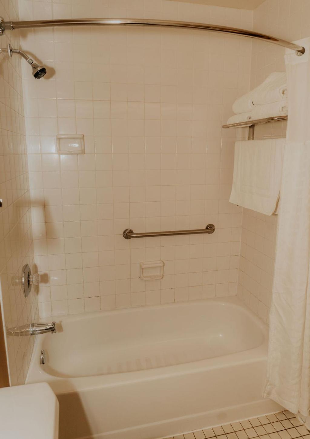 Wallace Inn photo 8
