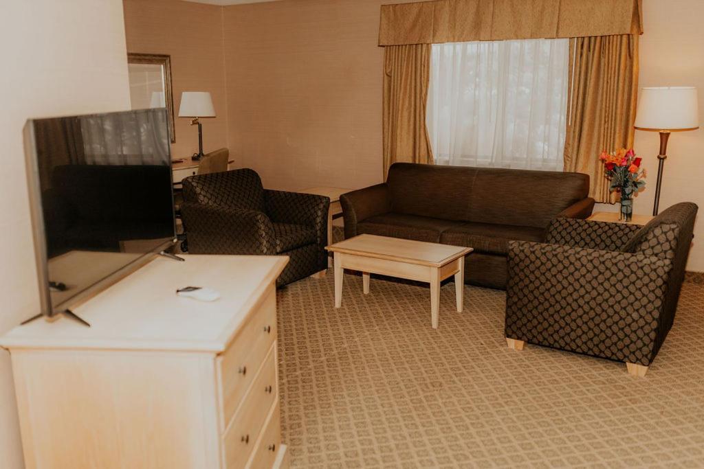 Wallace Inn photo 13