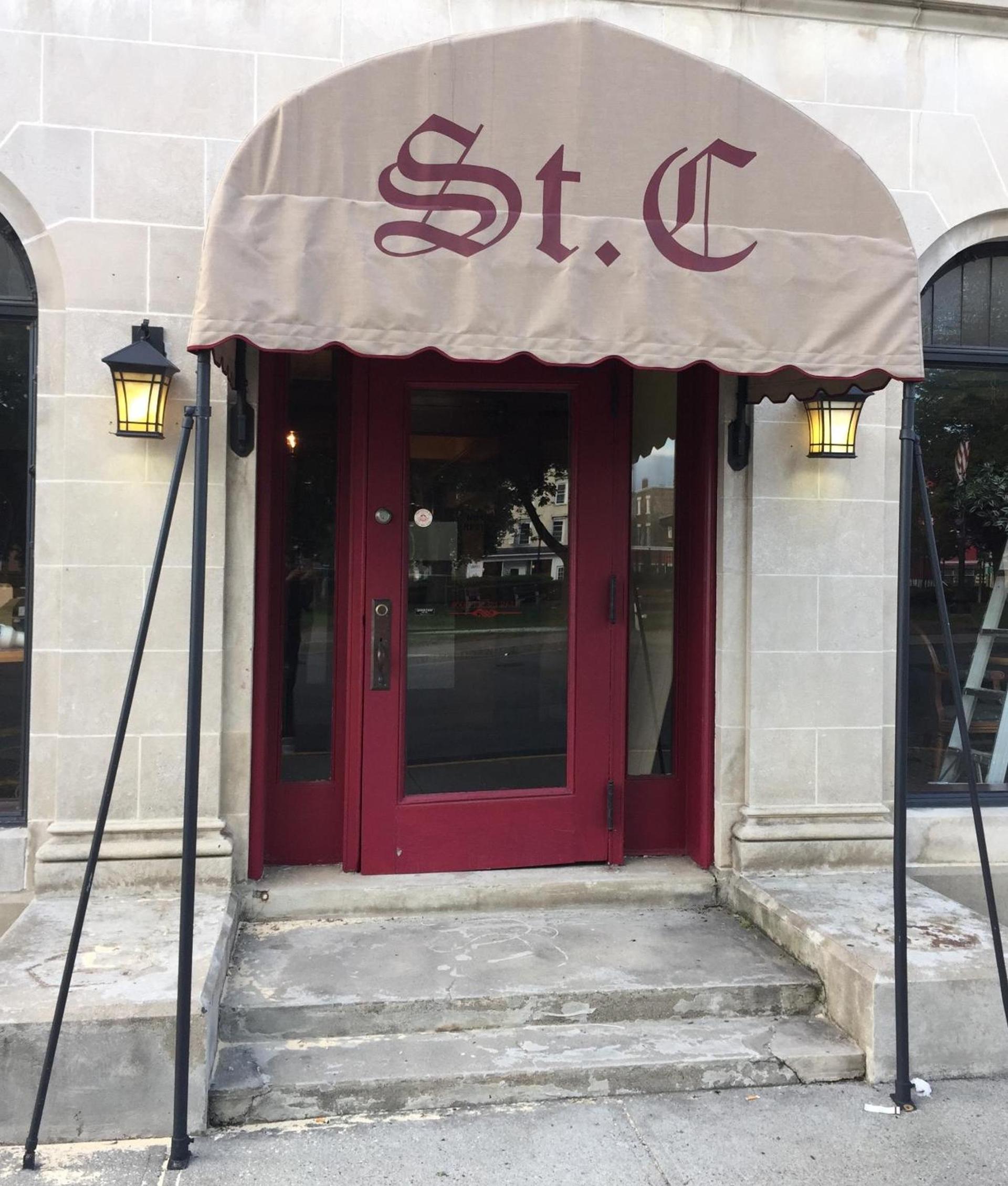 St Charles Hotel Downtown Hudson photo 2