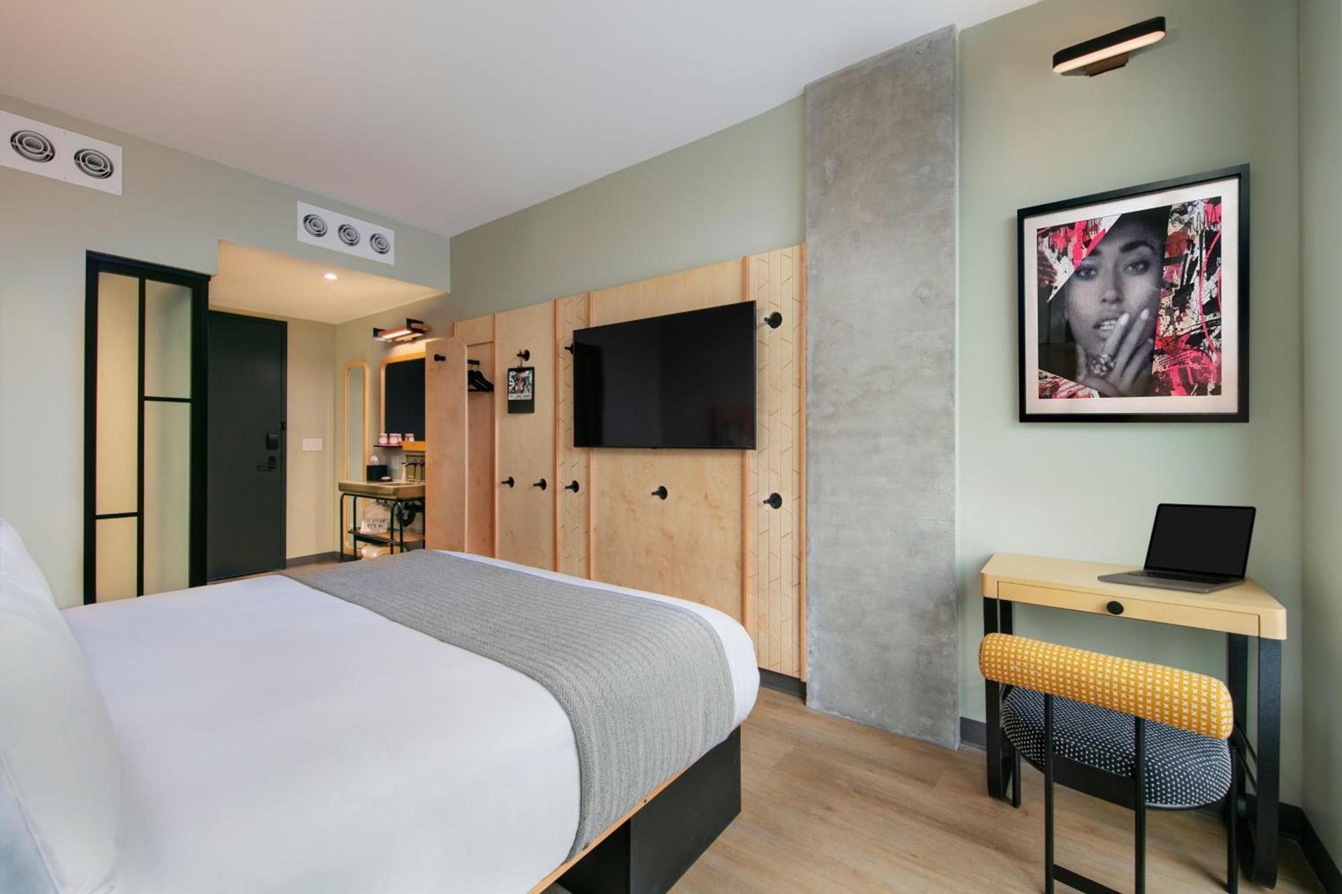 Moxy Brooklyn Williamsburg photo 16