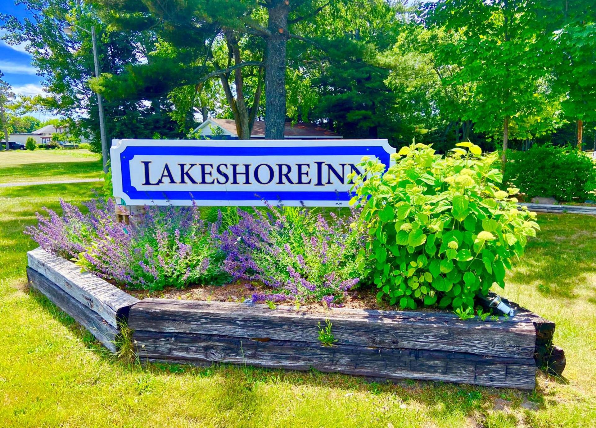 Elk Rapids Lakeshore Inn photo 42