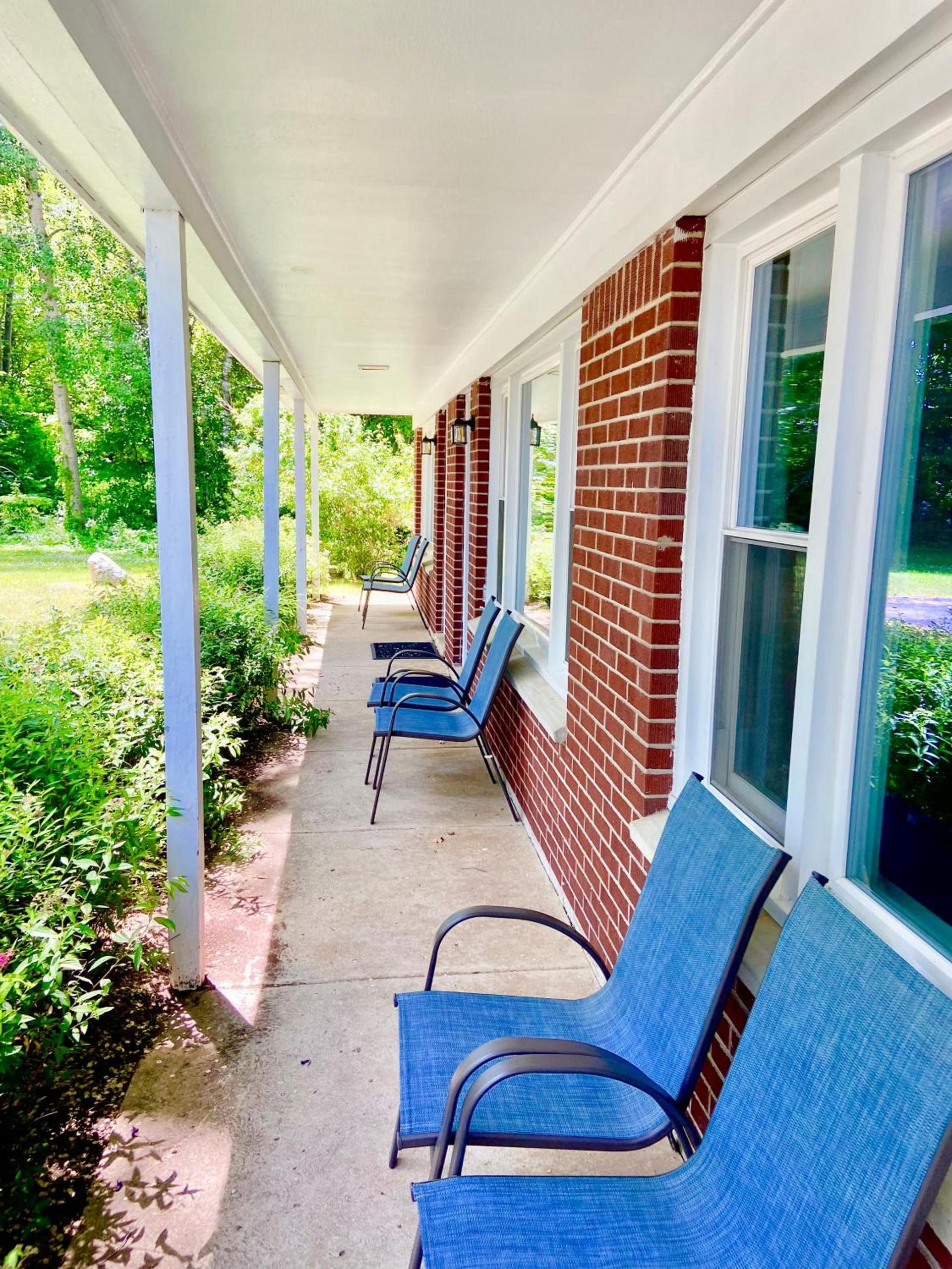 Elk Rapids Lakeshore Inn photo 26