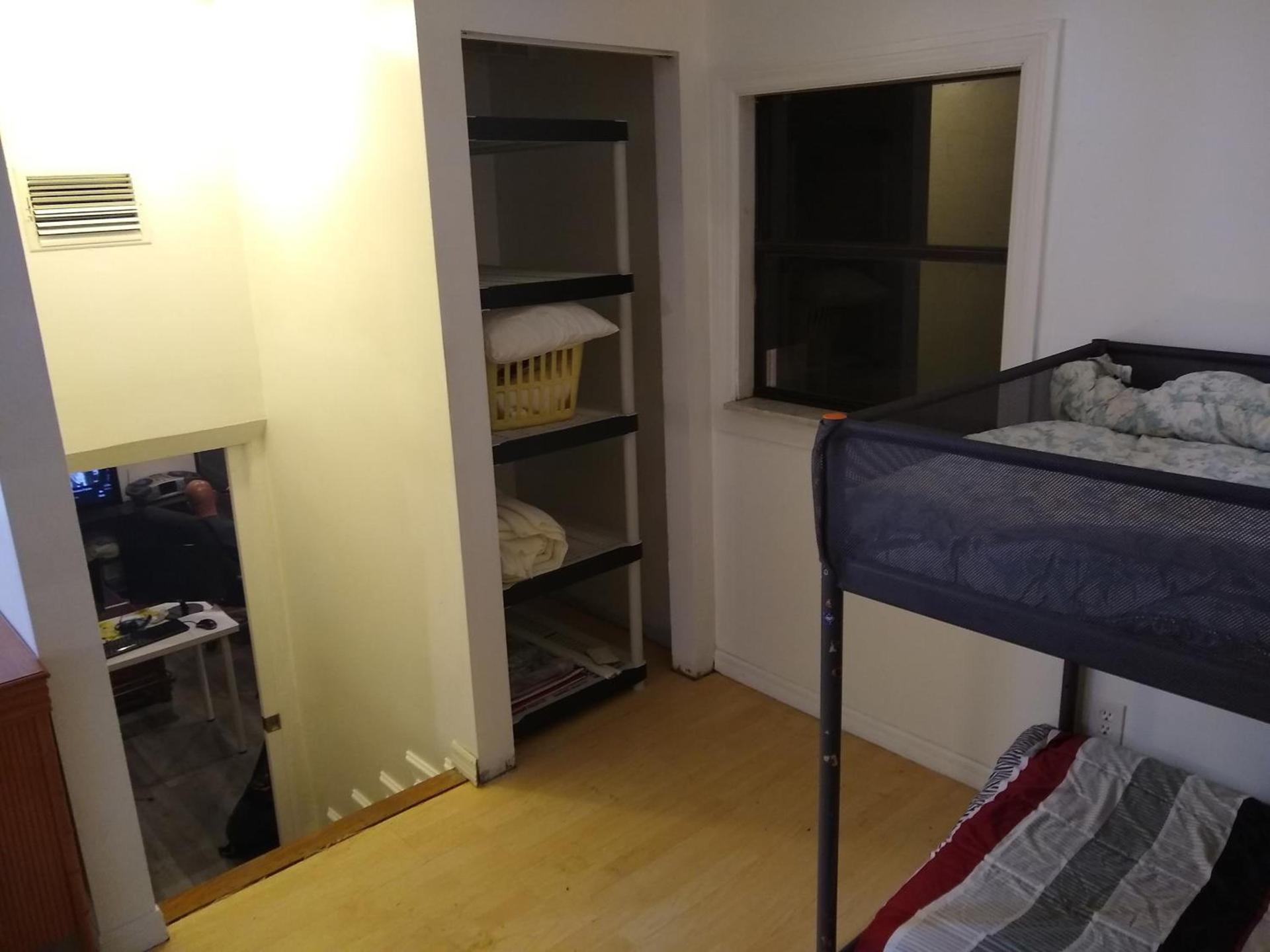 Airport PIE Hostel photo 7