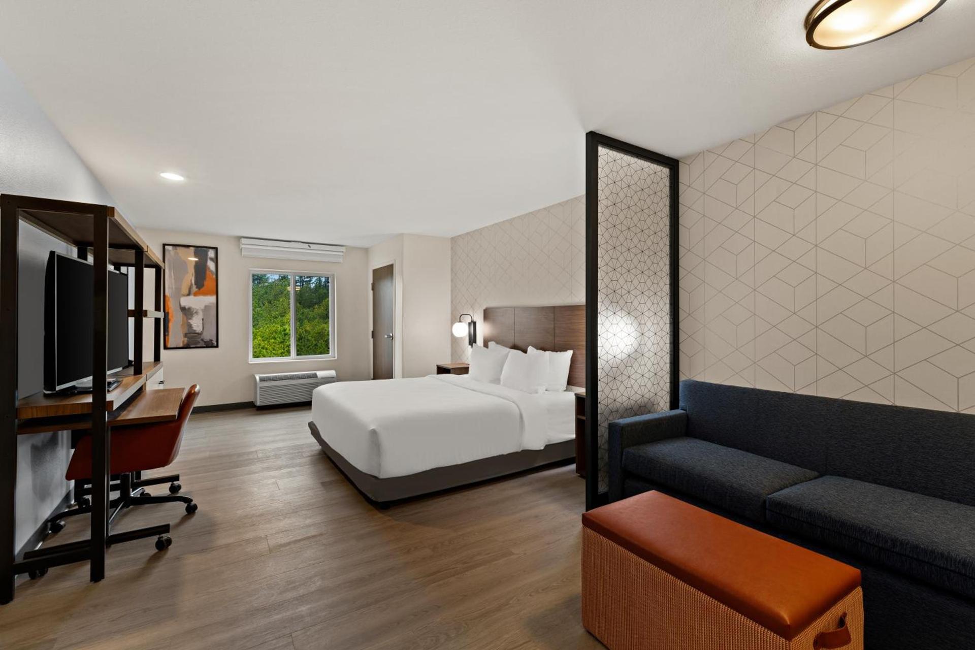 Everhome Suites Atlanta Newnan photo 57