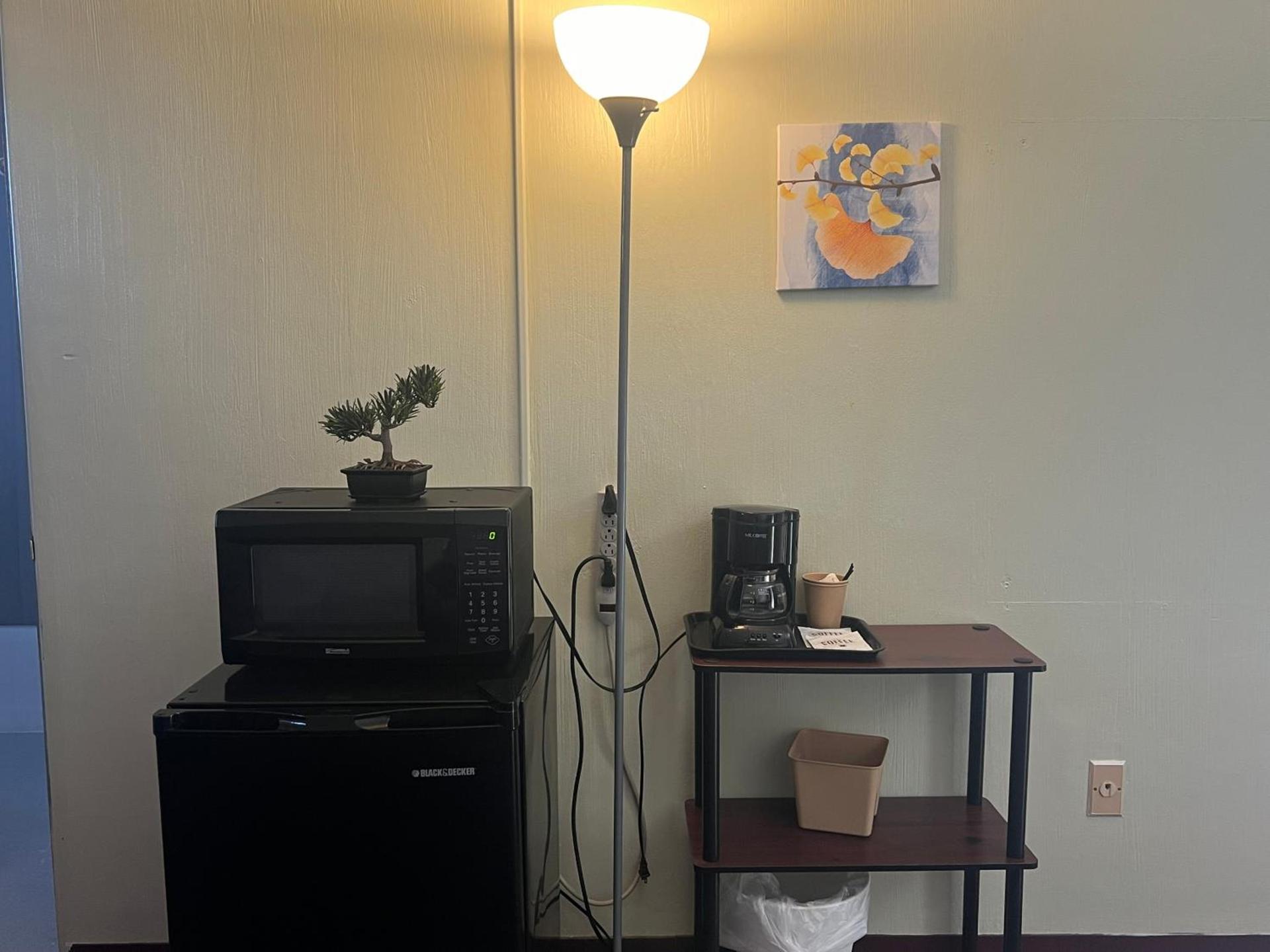 Midtown Inn & Suites photo 4