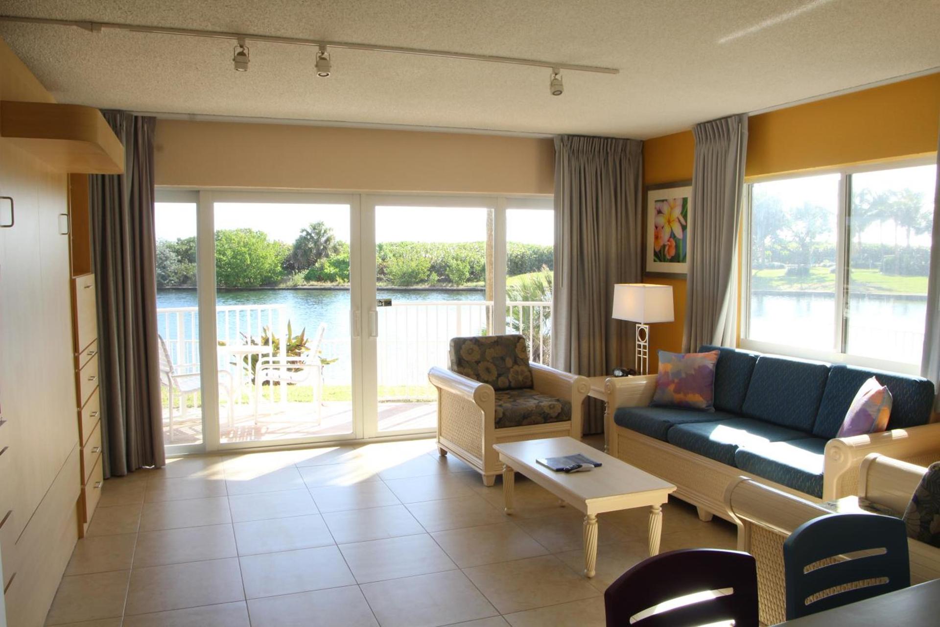 Canada House Pompano Beach photo 17