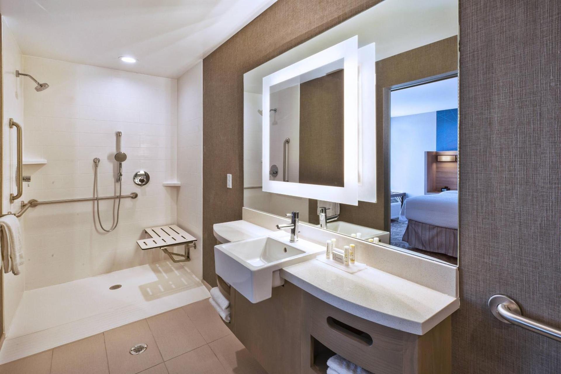 SpringHill Suites by Marriott St. Joseph Benton Harbor photo 14