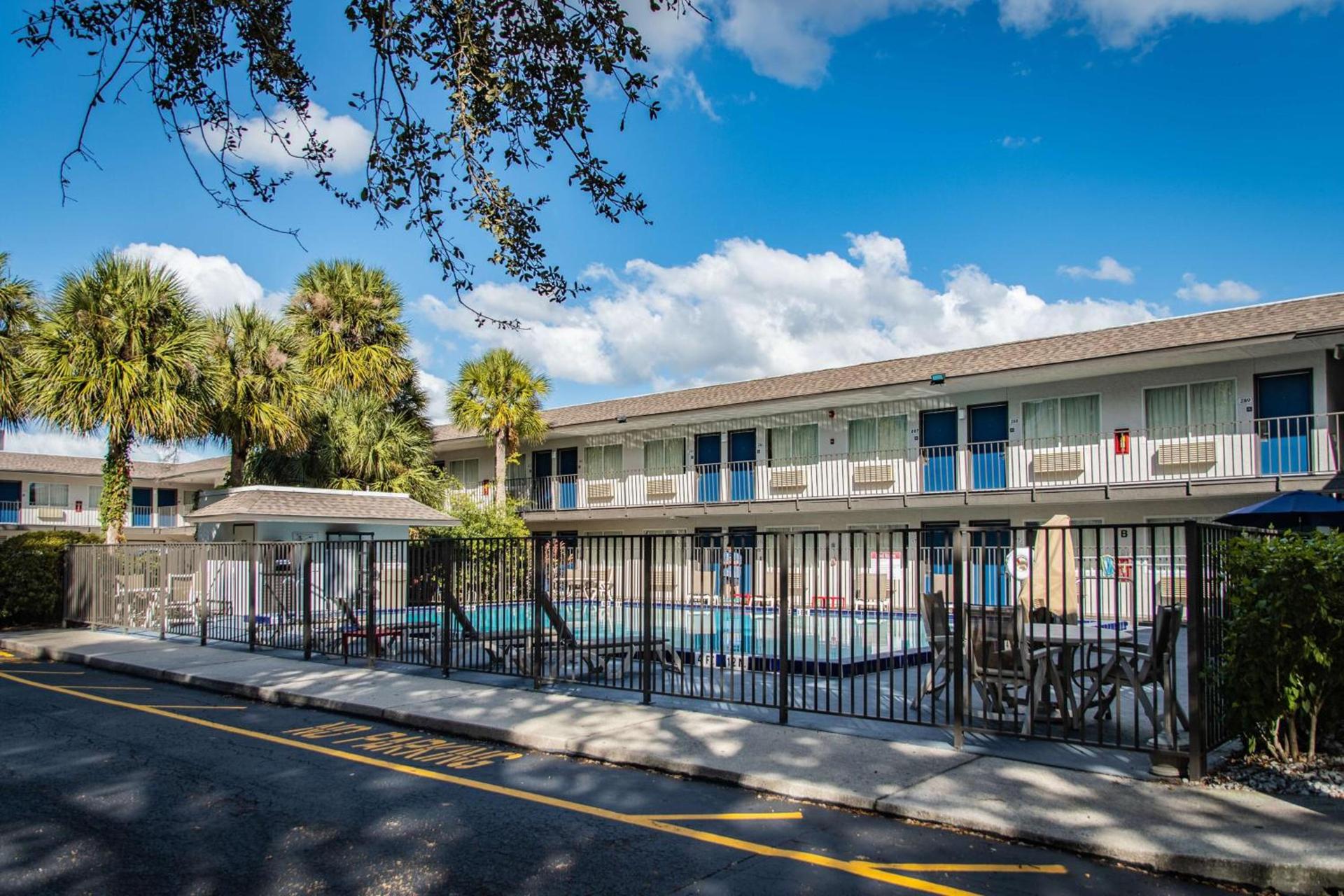 Motel 6-Kissimmee, FL - Orlando photo 13