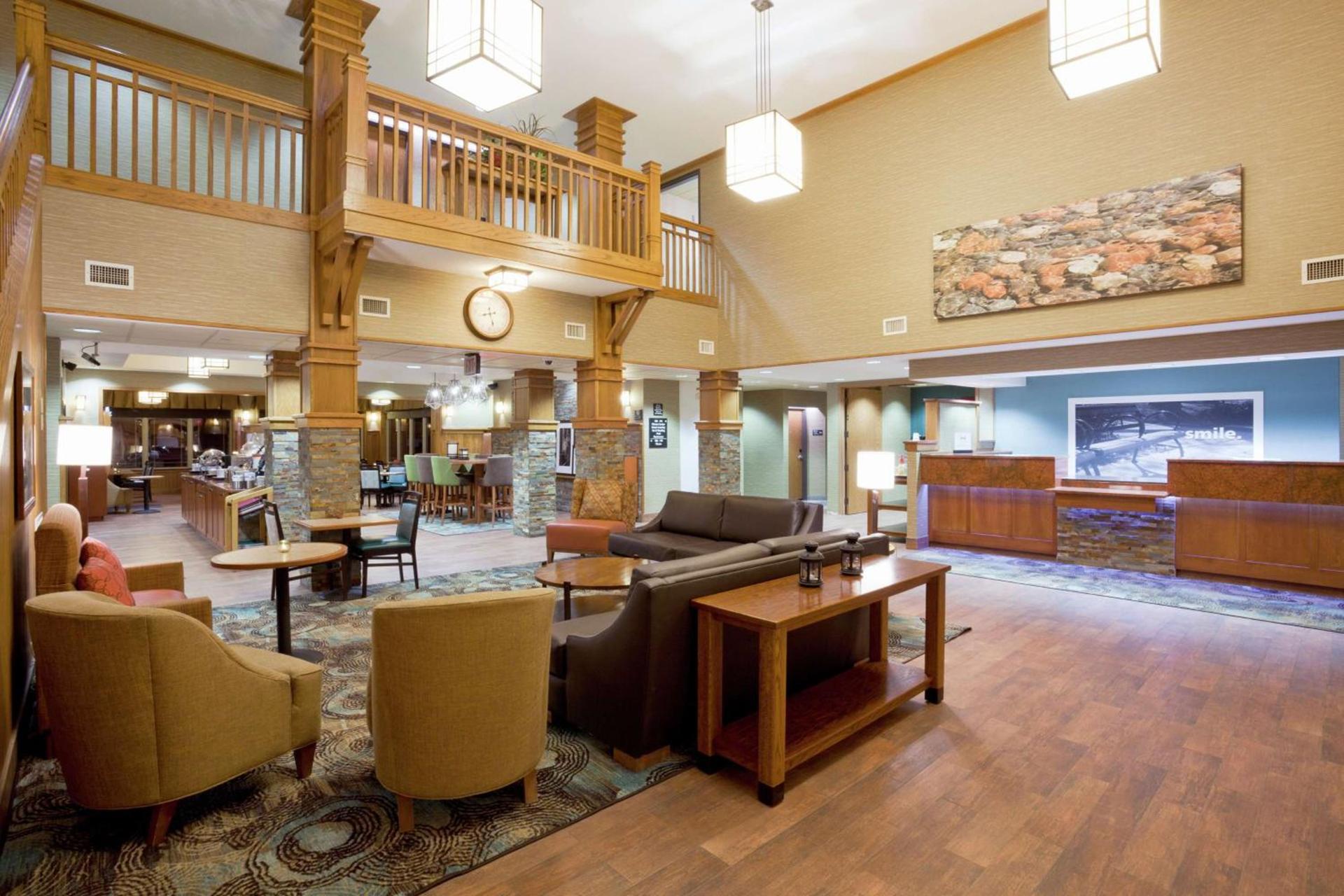 Hampton Inn Duluth-Canal Park photo 2