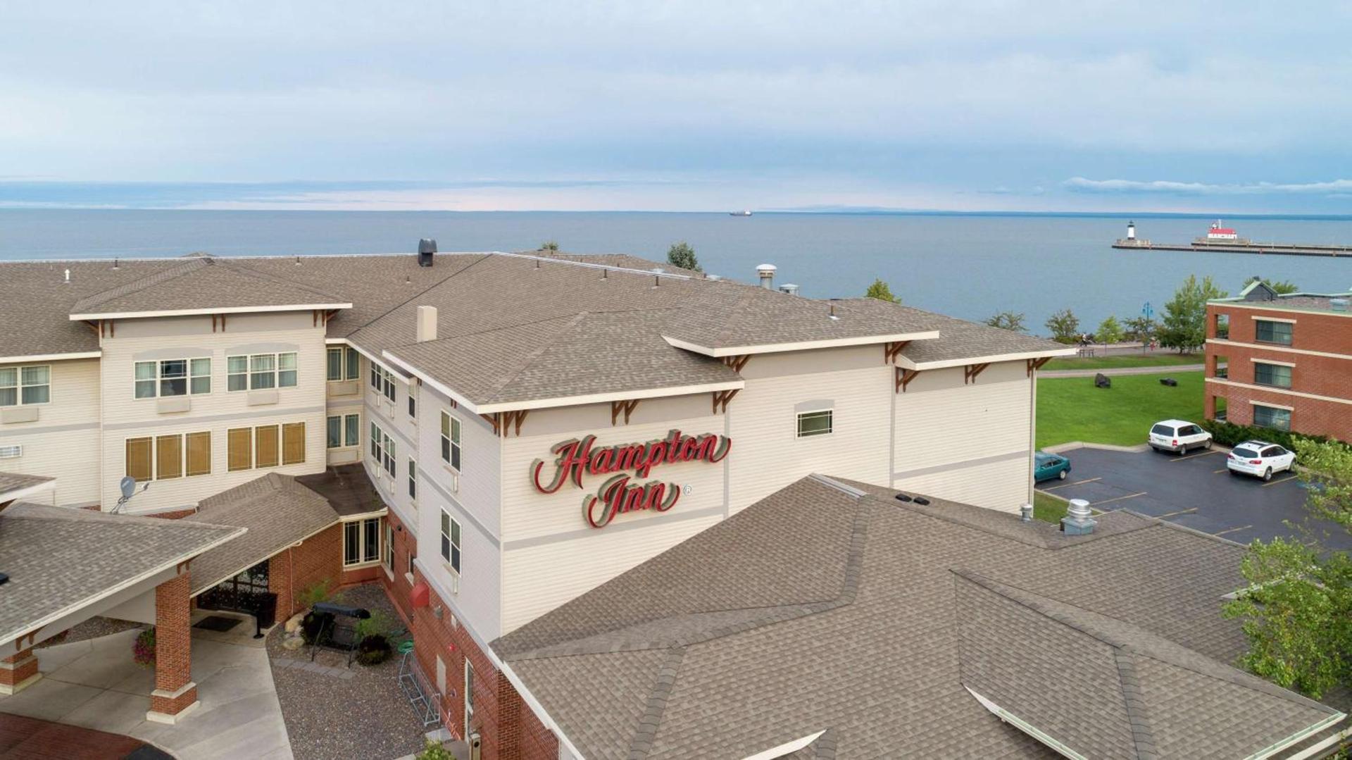 Hampton Inn Duluth-Canal Park photo 4