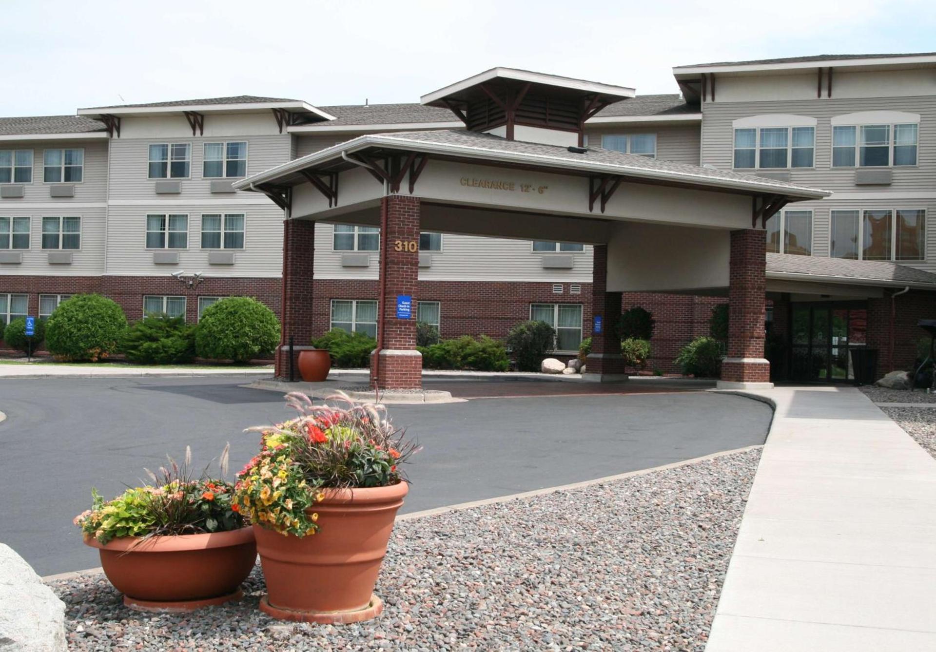 Hampton Inn Duluth-Canal Park photo 5