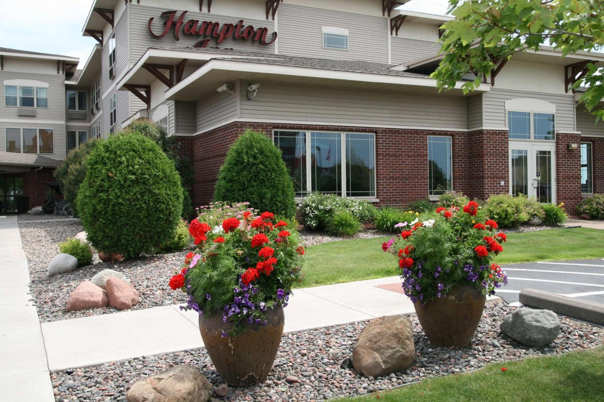 Hampton Inn Duluth-Canal Park photo 8