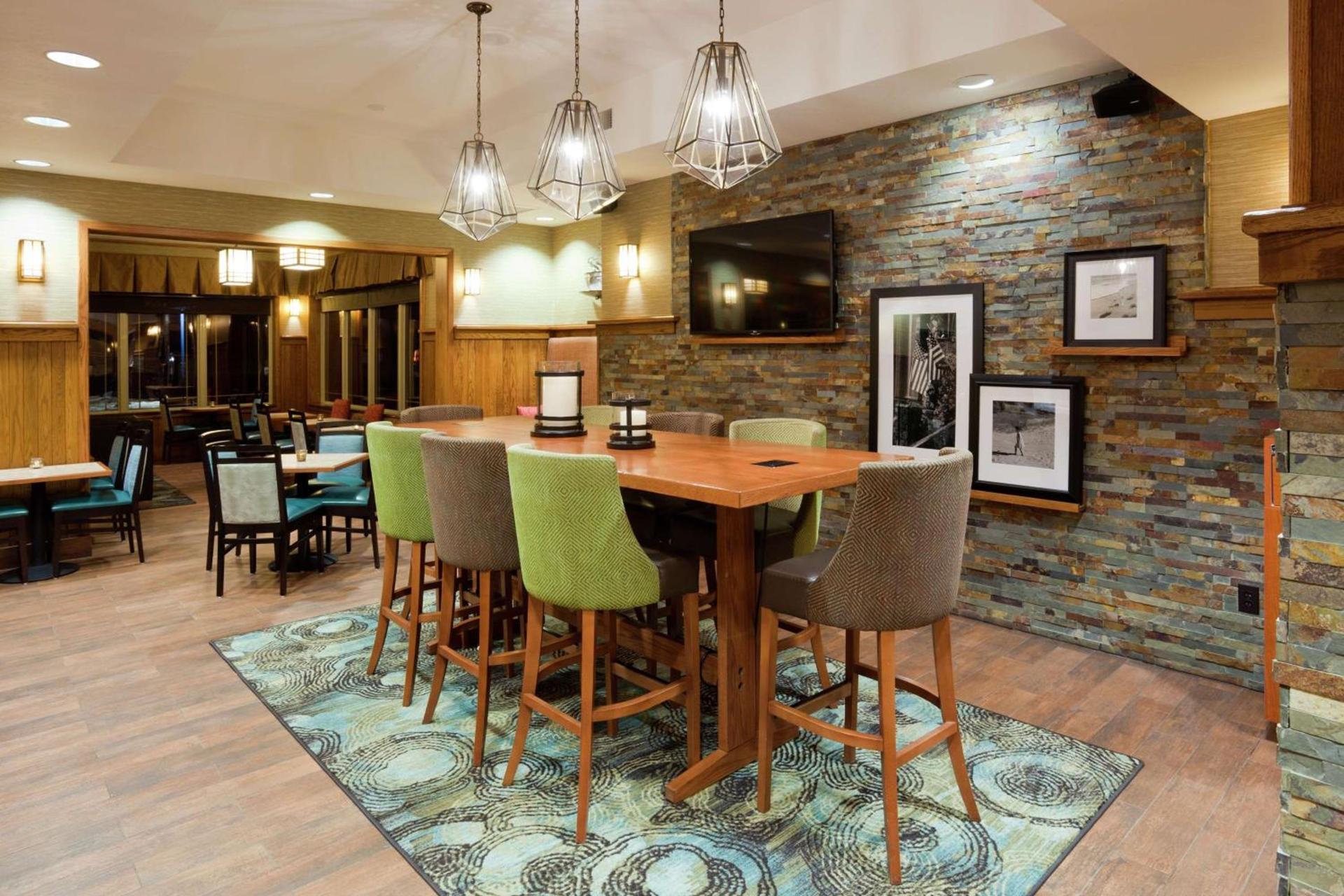Hampton Inn Duluth-Canal Park photo 14