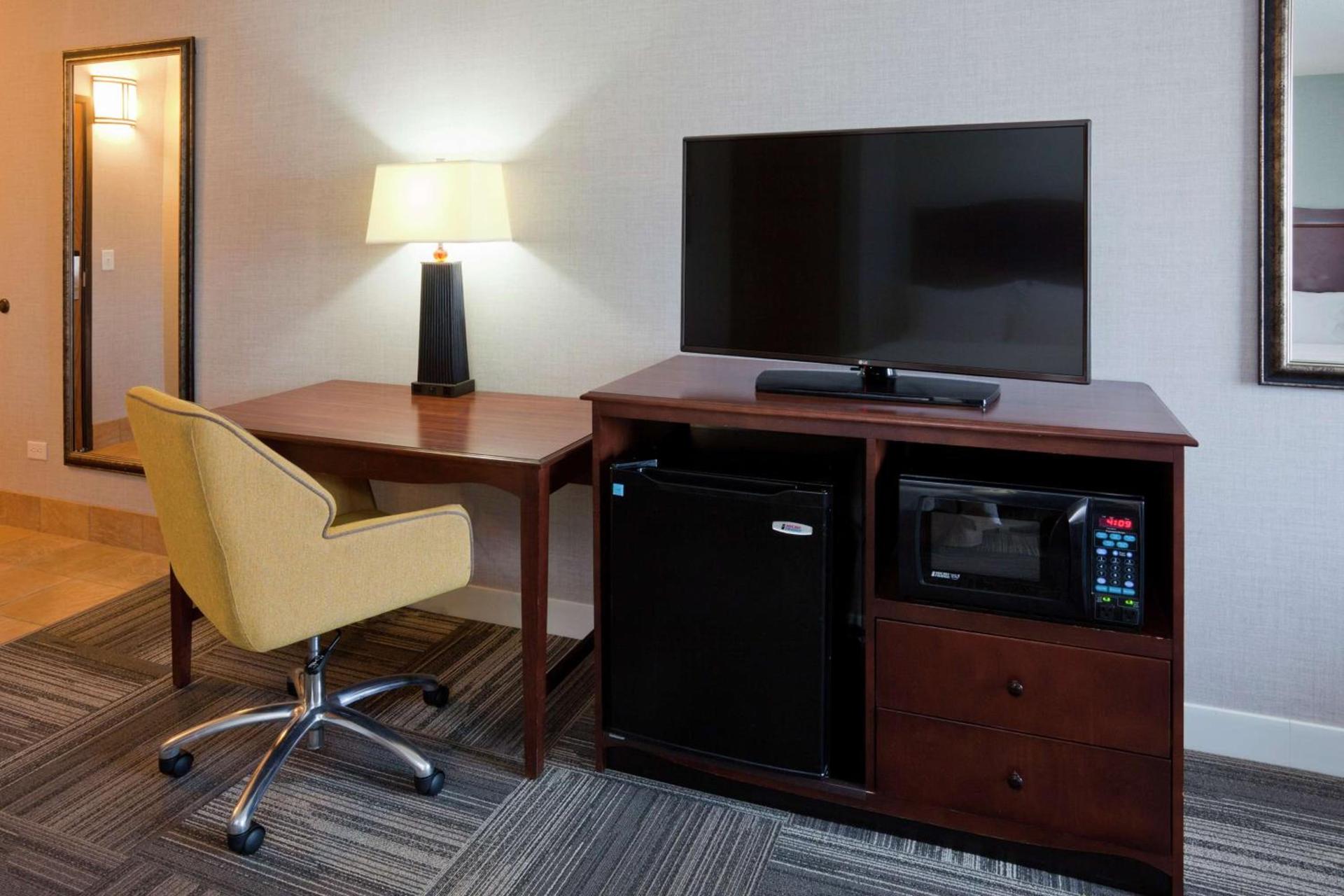 Hampton Inn Duluth-Canal Park photo 35