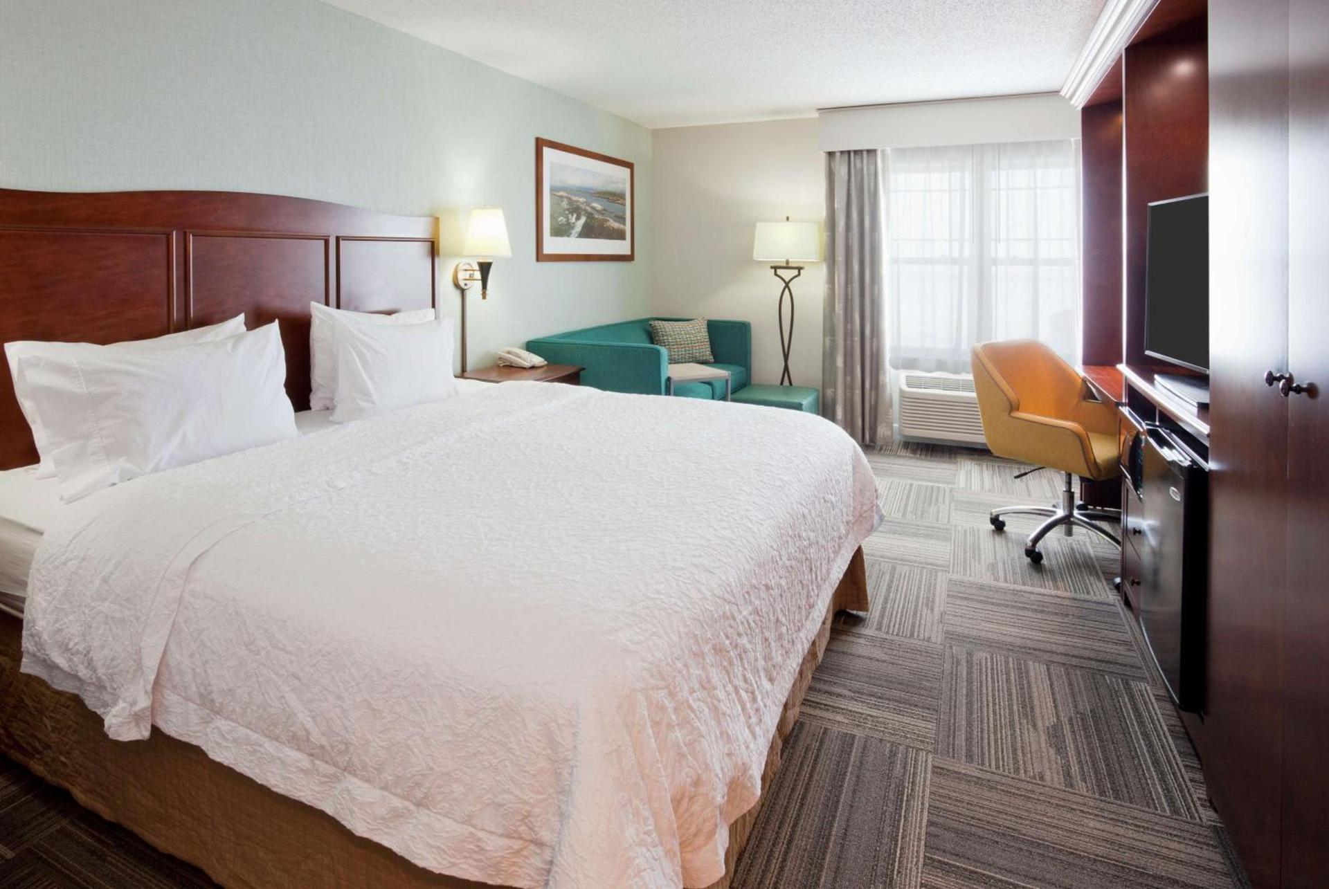 Hampton Inn Duluth-Canal Park photo 45