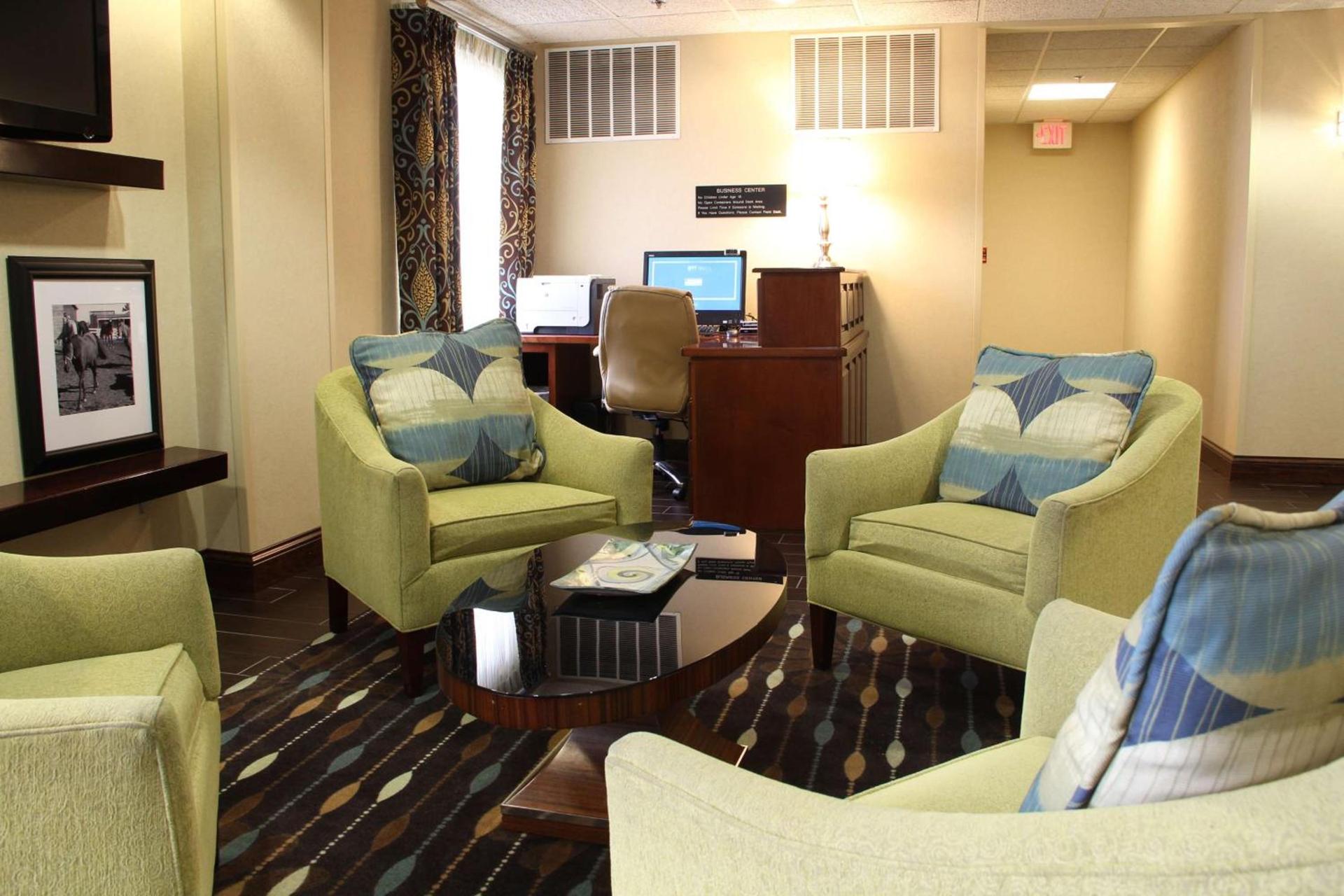 Hampton Inn Danville photo 4
