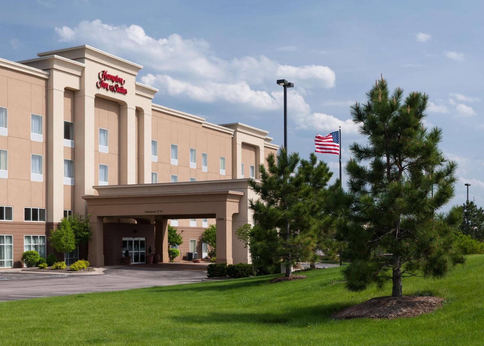 Hampton Inn & Suites Davenport — hotel in Davenport