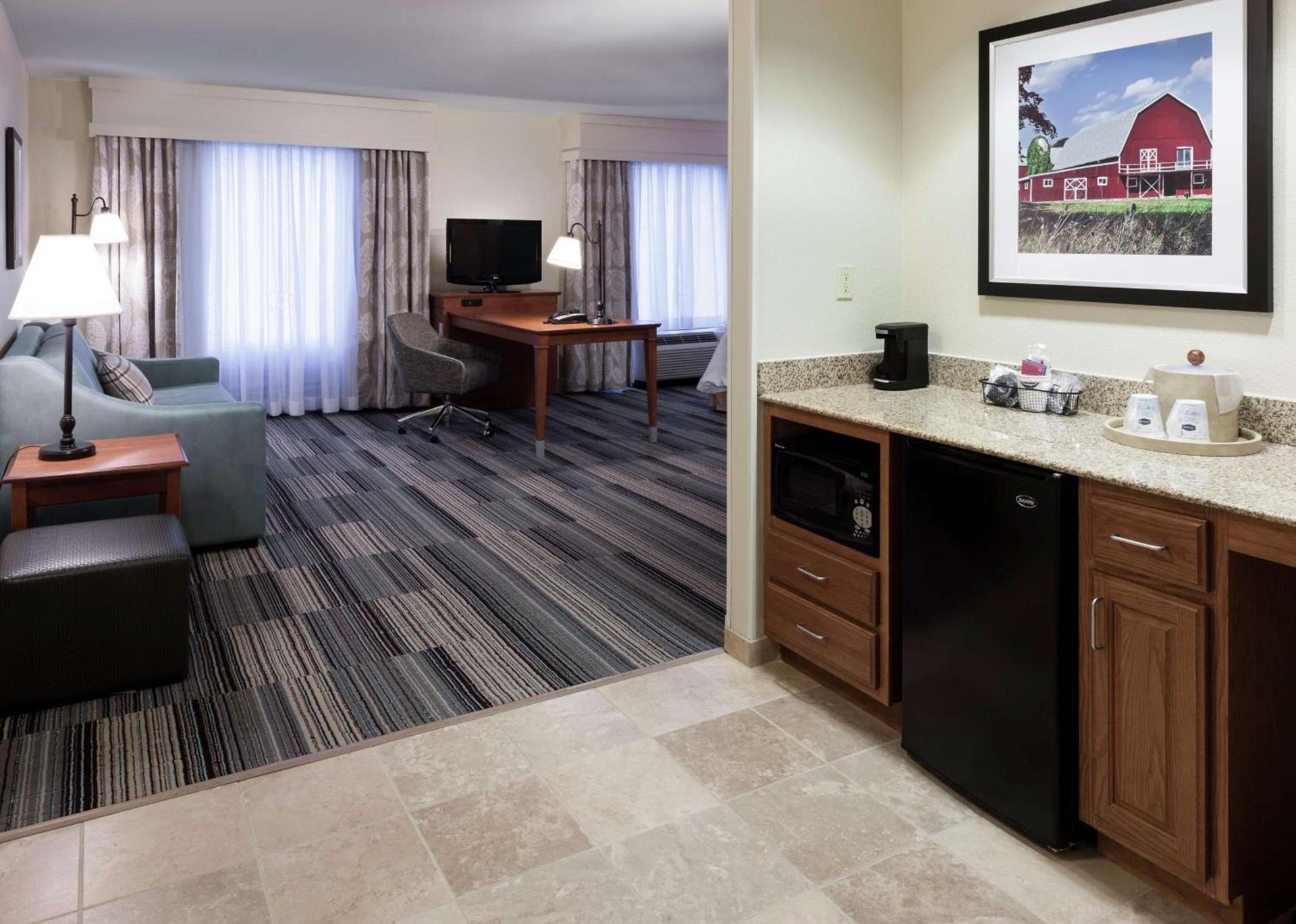 Hampton Inn & Suites Davenport photo 14