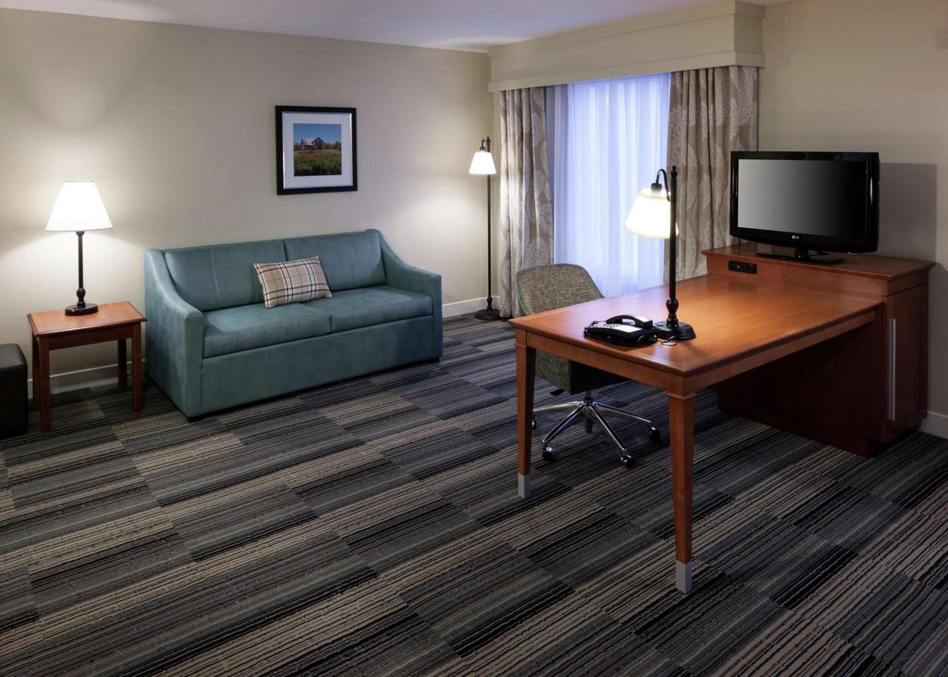 Hampton Inn & Suites Davenport photo 15