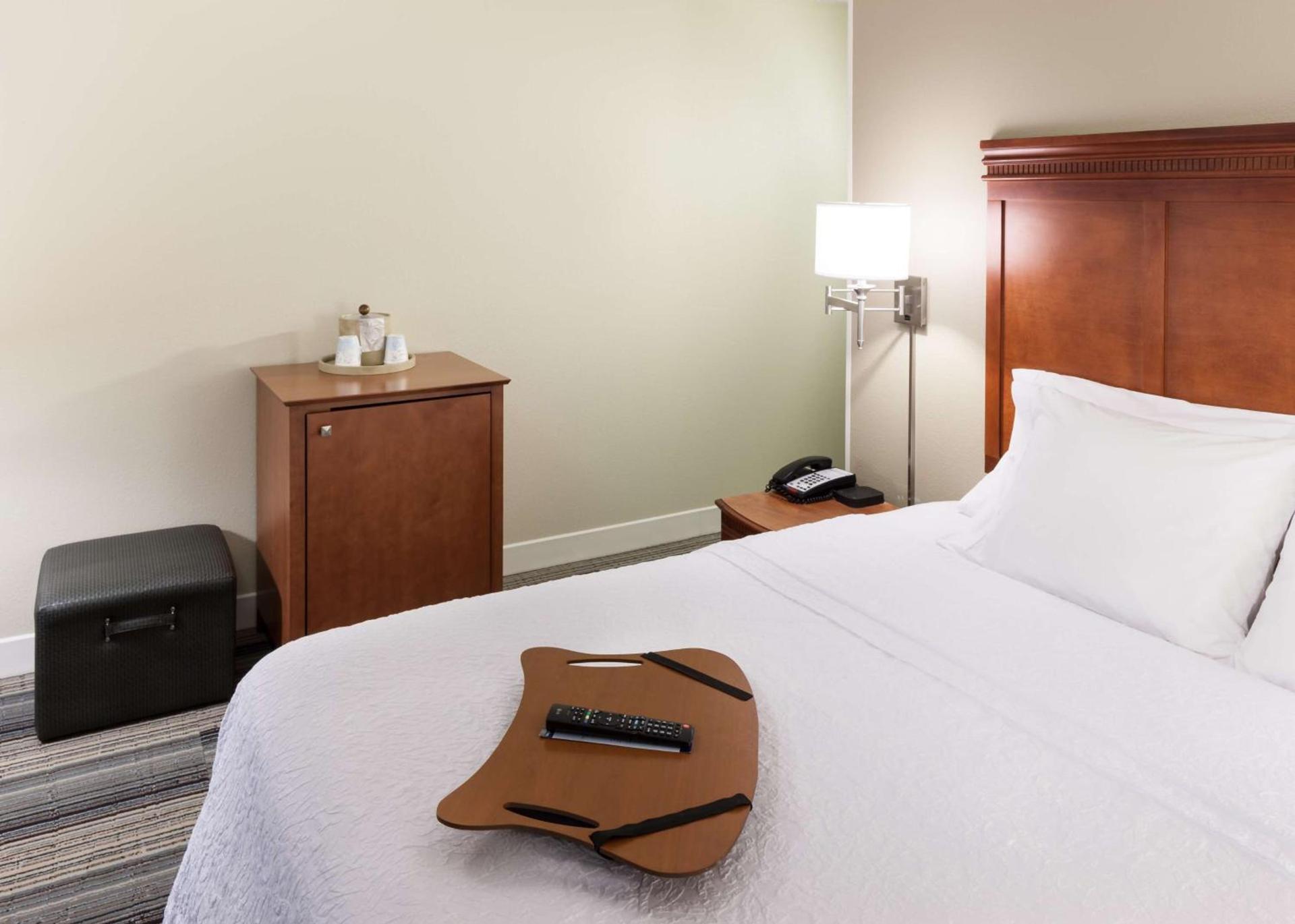 Hampton Inn & Suites Davenport photo 22