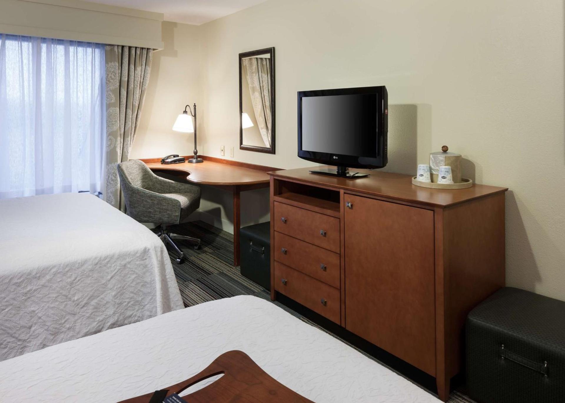 Hampton Inn & Suites Davenport photo 27