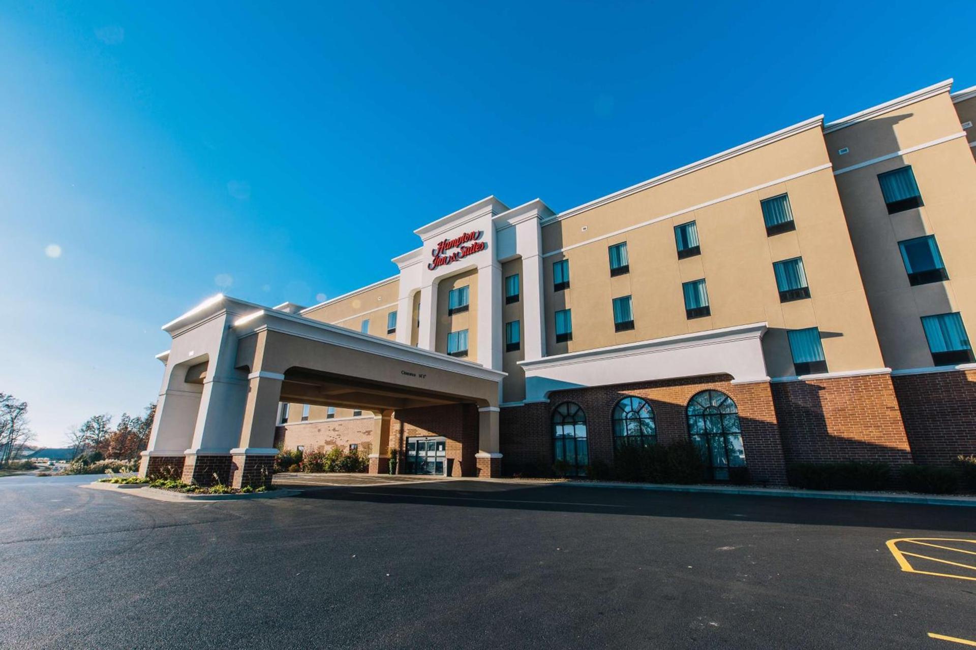 Hampton Inn & Suites Effingham photo 2
