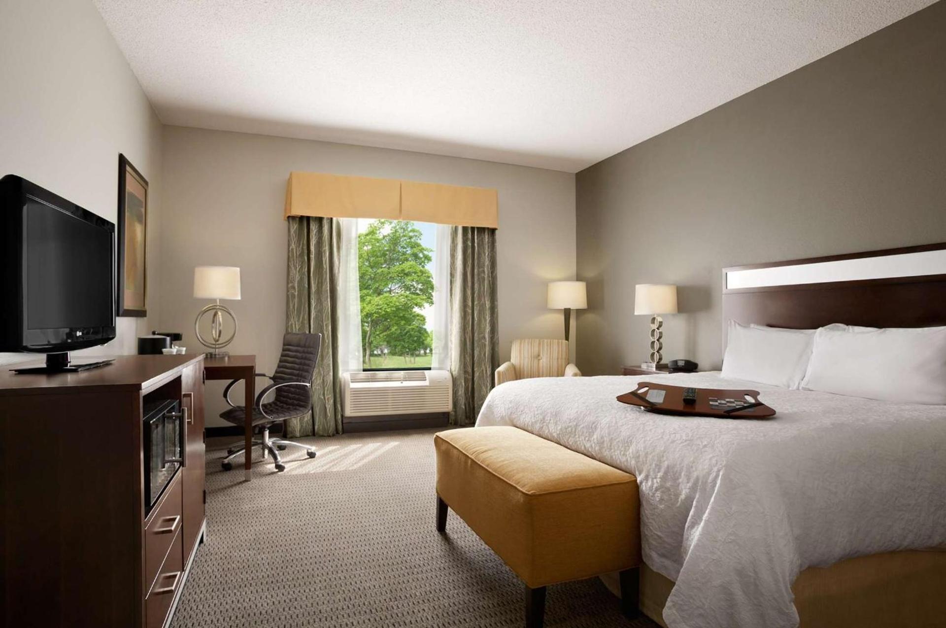 Hampton Inn & Suites - Mansfield photo 22