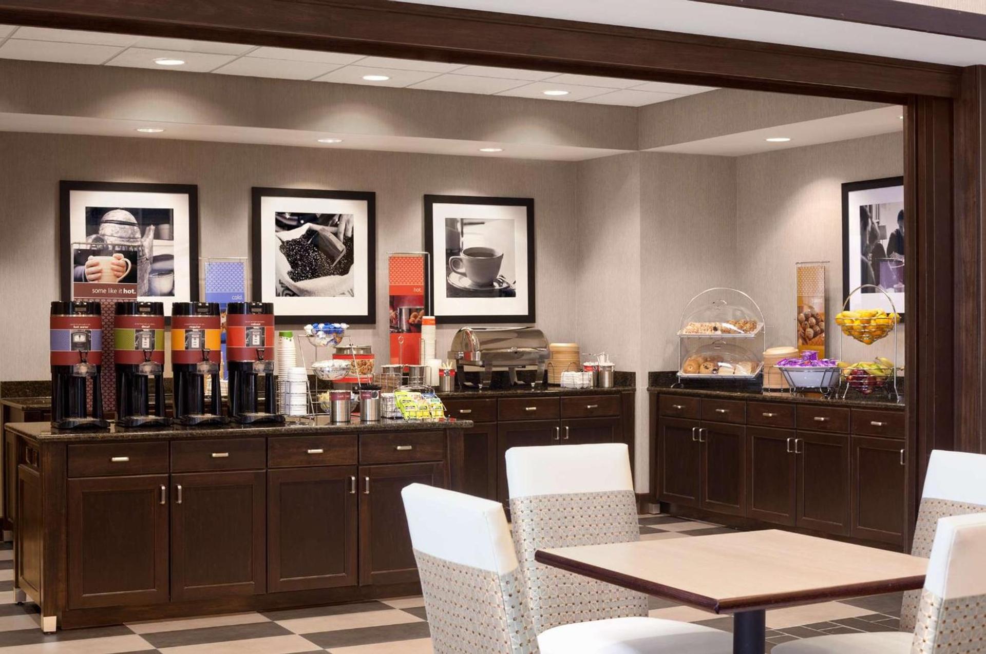 Hampton Inn & Suites - Mansfield photo 18