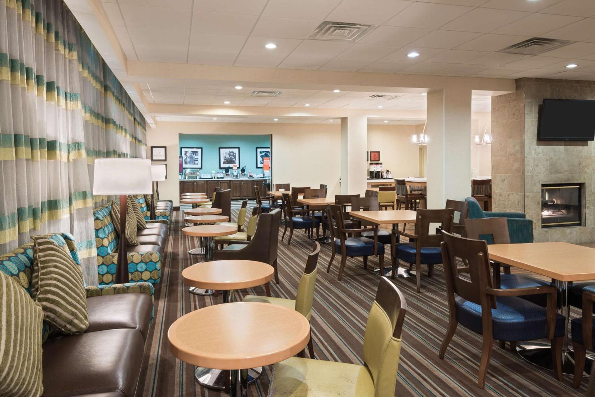 Hampton Inn White Plains/Tarrytown photo 7
