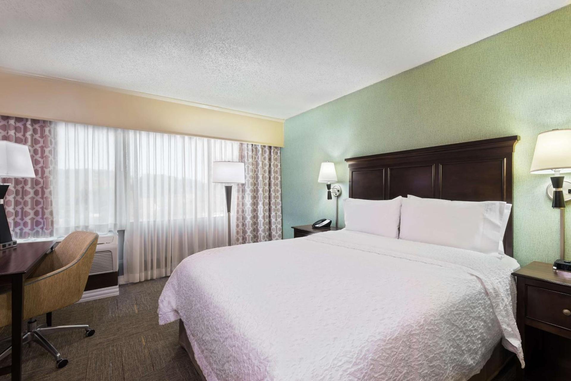 Hampton Inn White Plains/Tarrytown photo 14