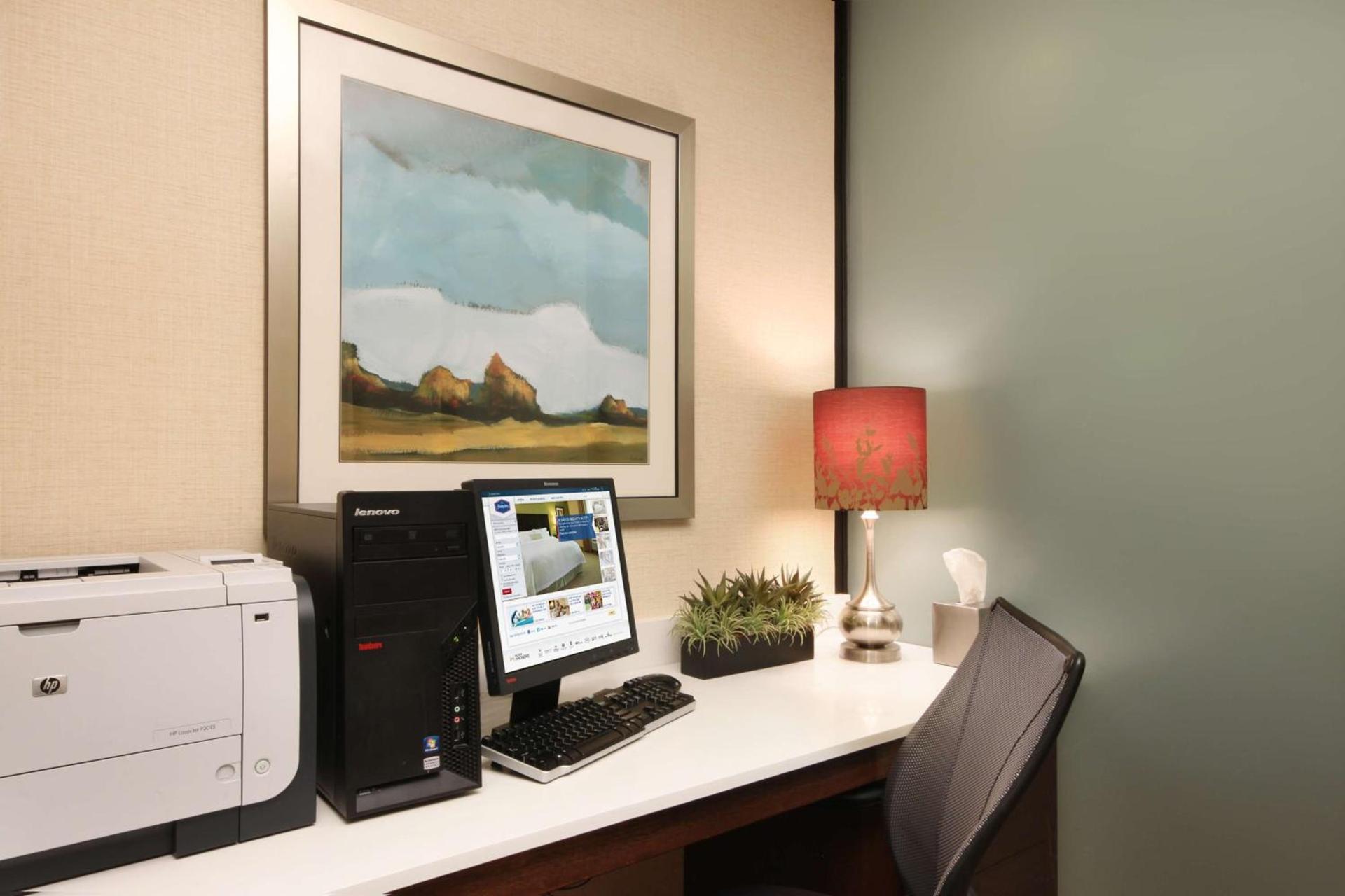 Hampton Inn White Plains/Tarrytown photo 27