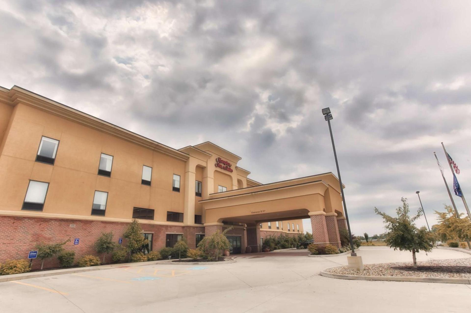 Hampton Inn & Suites Middlebury photo 3