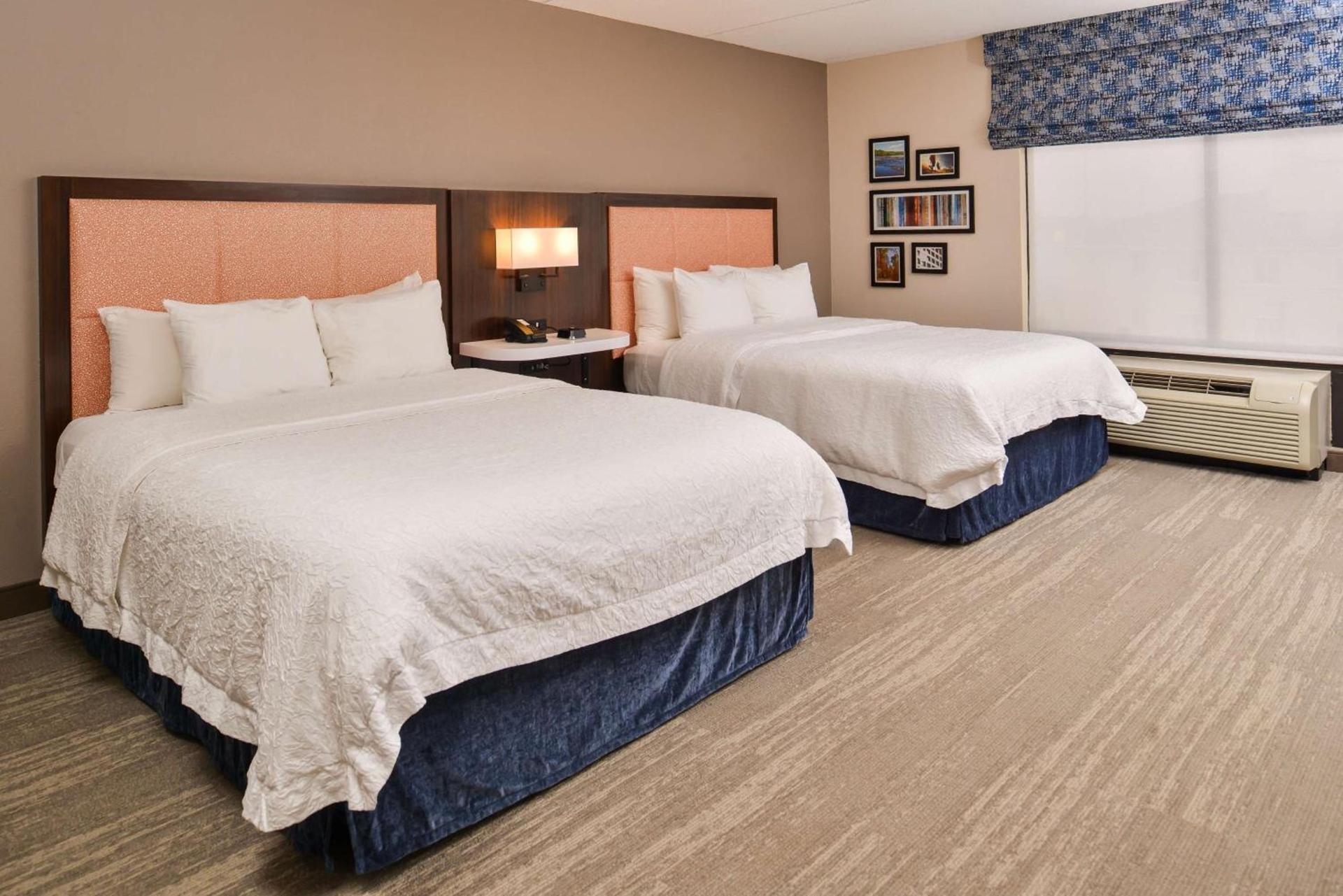 Hampton Inn Emporia photo 34