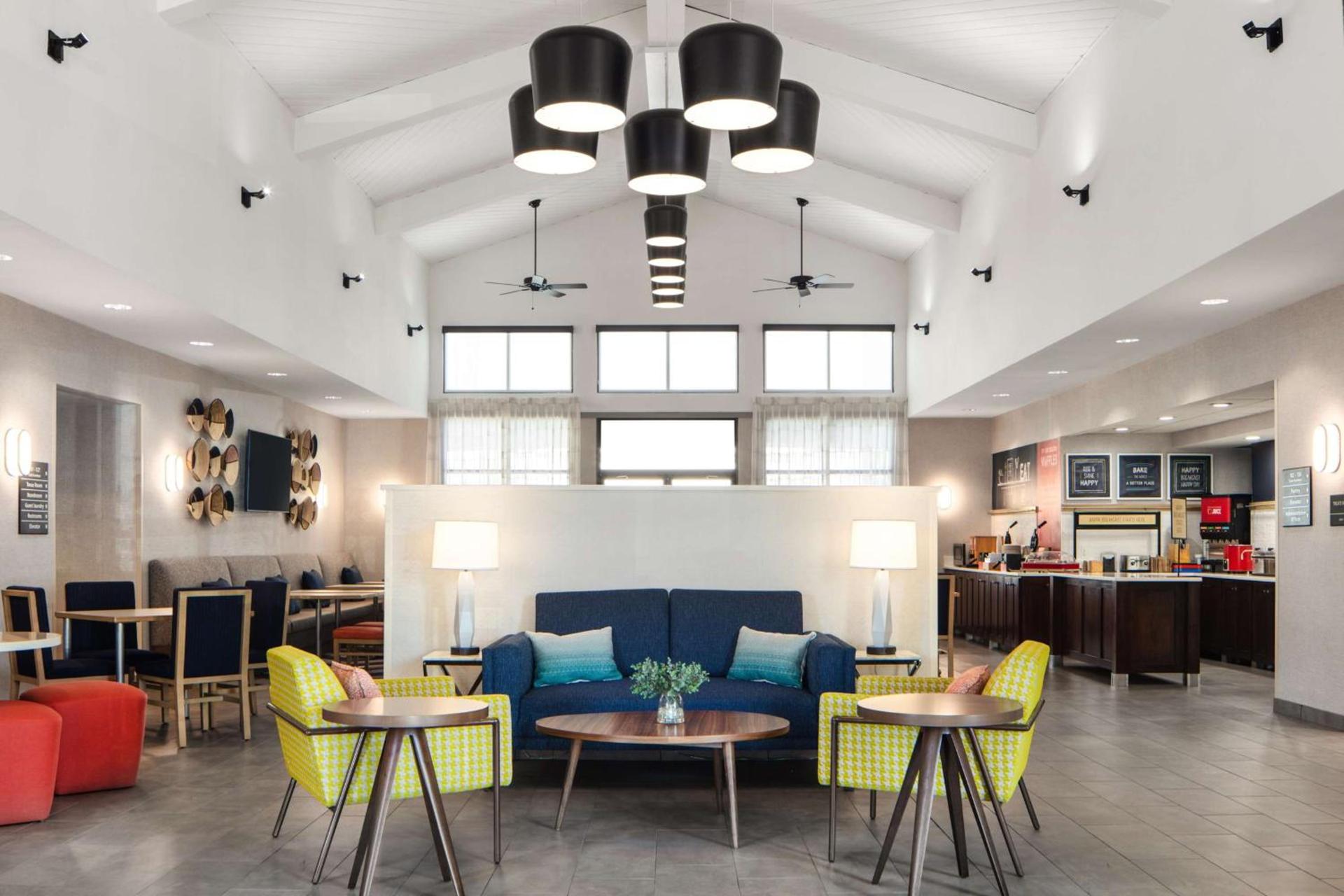 Hampton Inn & Suites El Paso-Airport photo 7